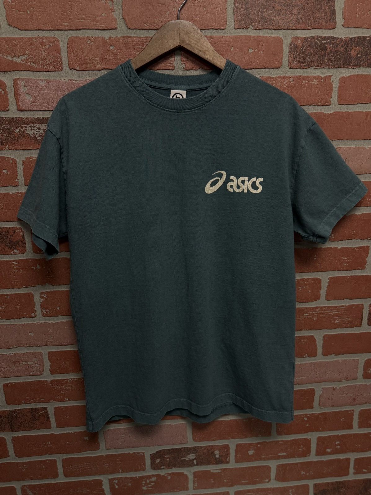 Hidden NY x Ascis Tee Shirt Size M Brand New