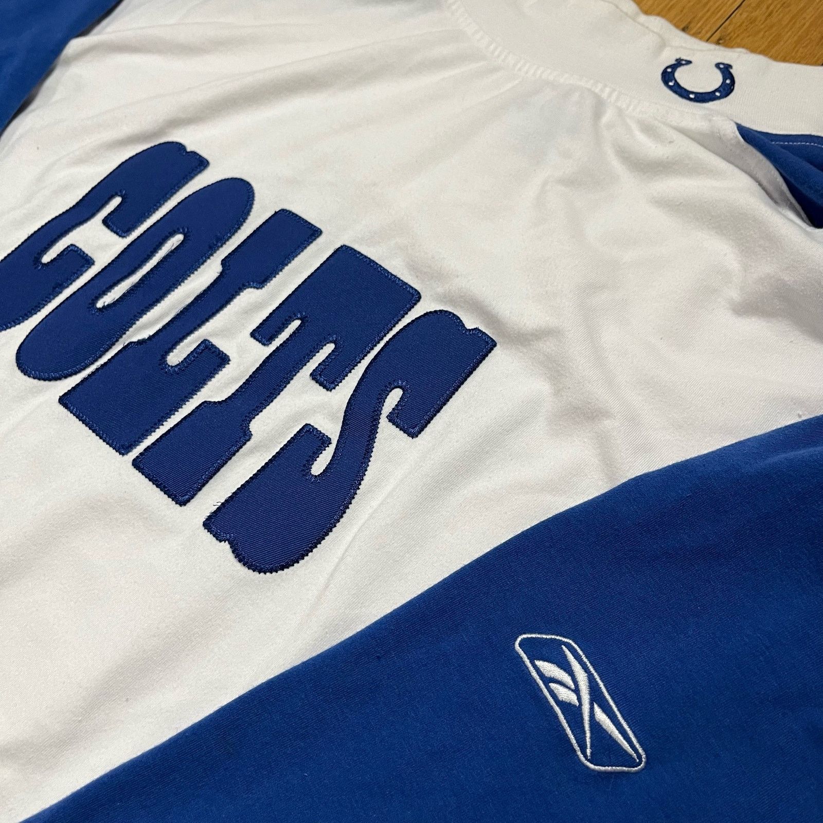 Reebok Y2K 90s Reebok Colts Turtleneck Sweatshirt Sz L White & Blue Size US L / EU 52-54 / 3 - 4 Thumbnail