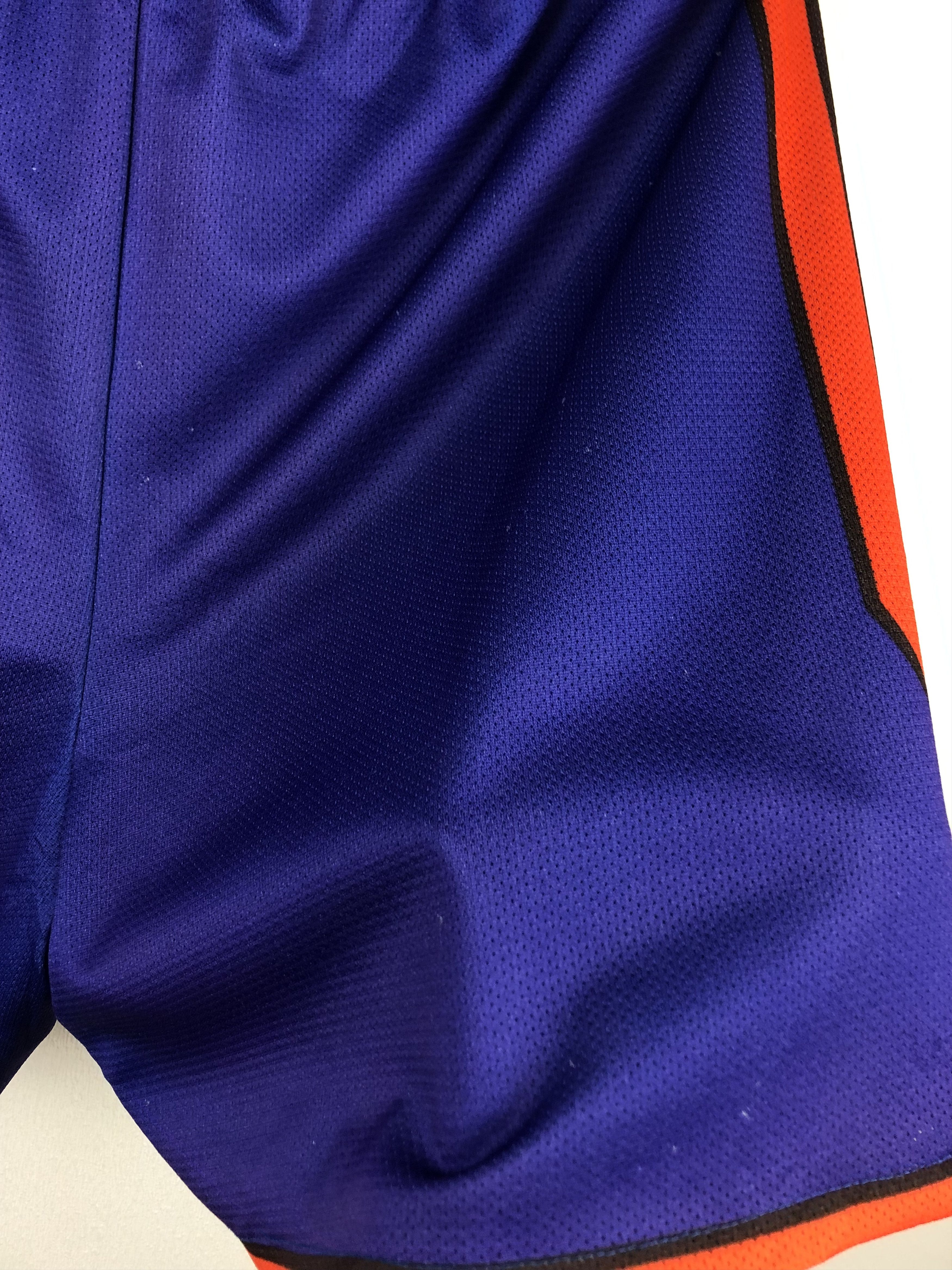 Champion Vintage 90's Champion New York Knicks NBA Shorts Mens Rare Size US 38 / EU 54 - 8 Thumbnail