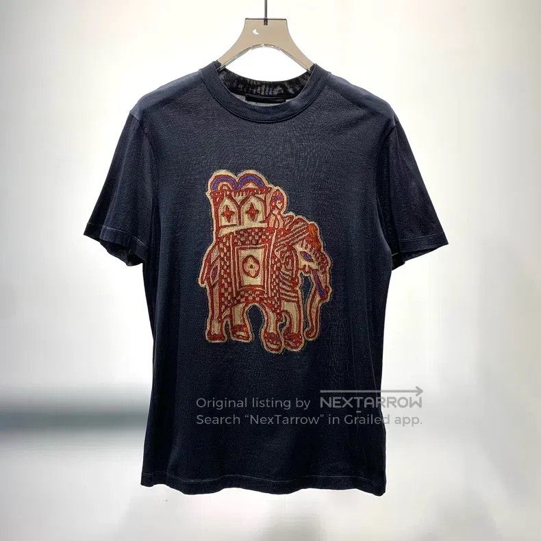 Louis Vuitton Louis Vuitton Elephant Embroidered Jacquard Short Sleeve Size US M / EU 48-50 / 2 - 1 Thumbnail