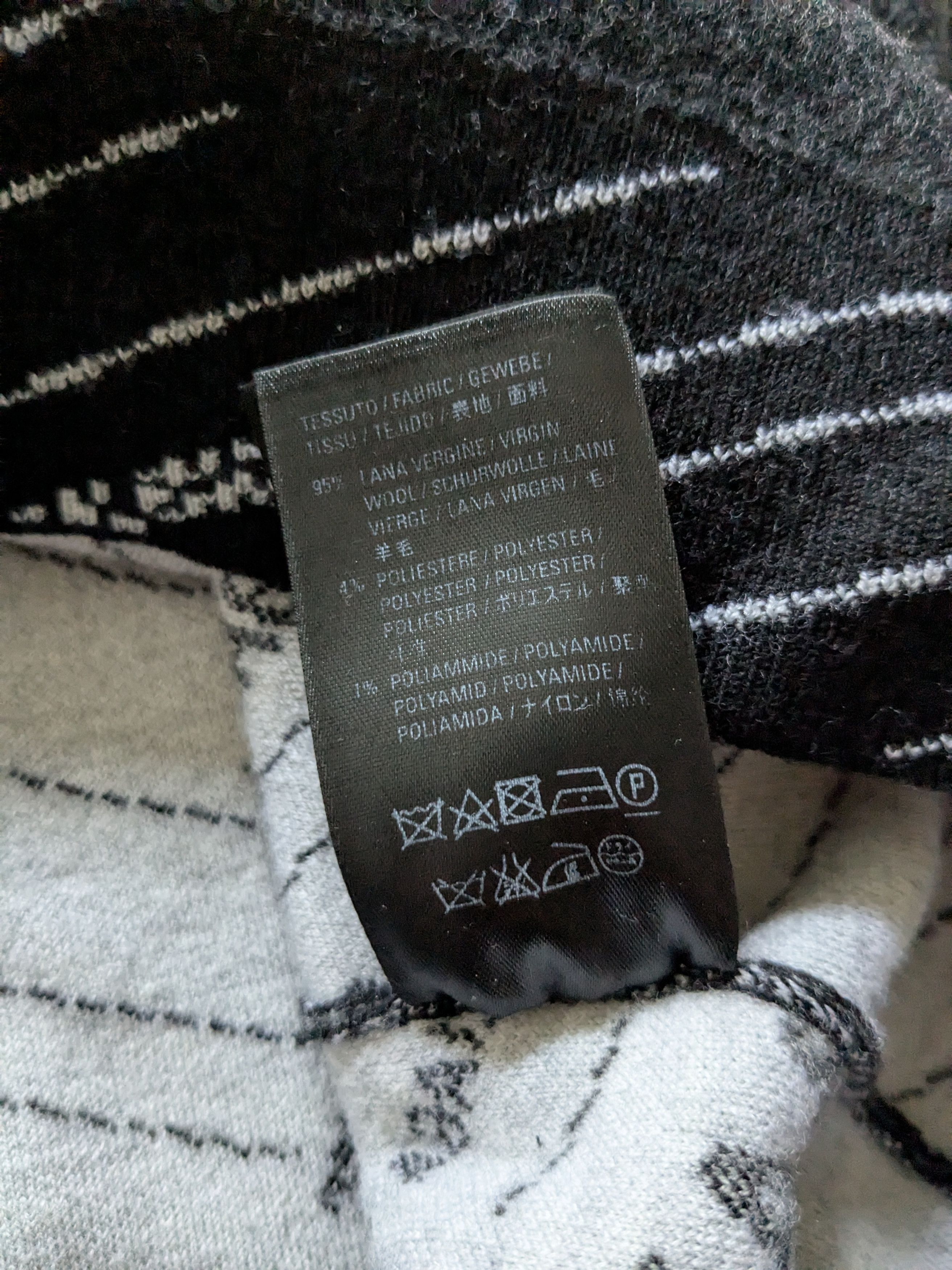 Balenciaga Balenciaga Sweater Jacquard Logo Black White Medium Size US M / EU 48-50 / 2 - 11 Thumbnail