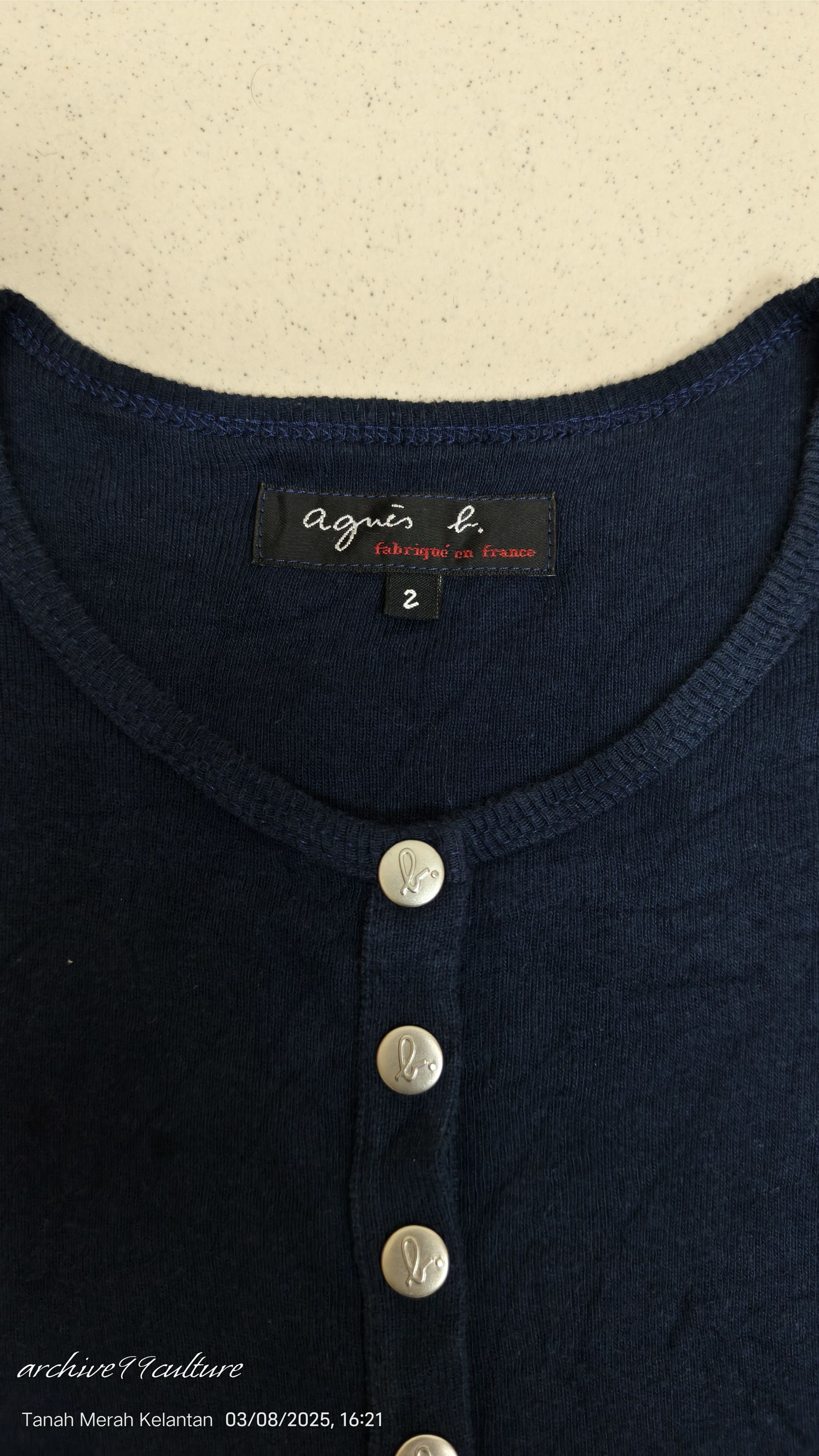 agnes b. The "Swing" snap cardigan, a fitted with snap buttons Size XS / US 0-2 / IT 36-38 - 3 Thumbnail