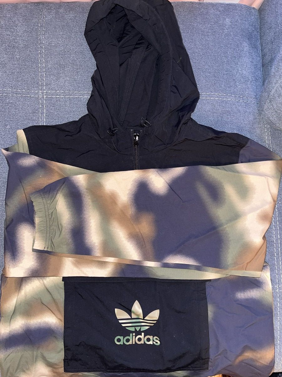 Adidas Adidas Original Camo Windbreaker Size US L / EU 52-54 / 3 - 1 Thumbnail