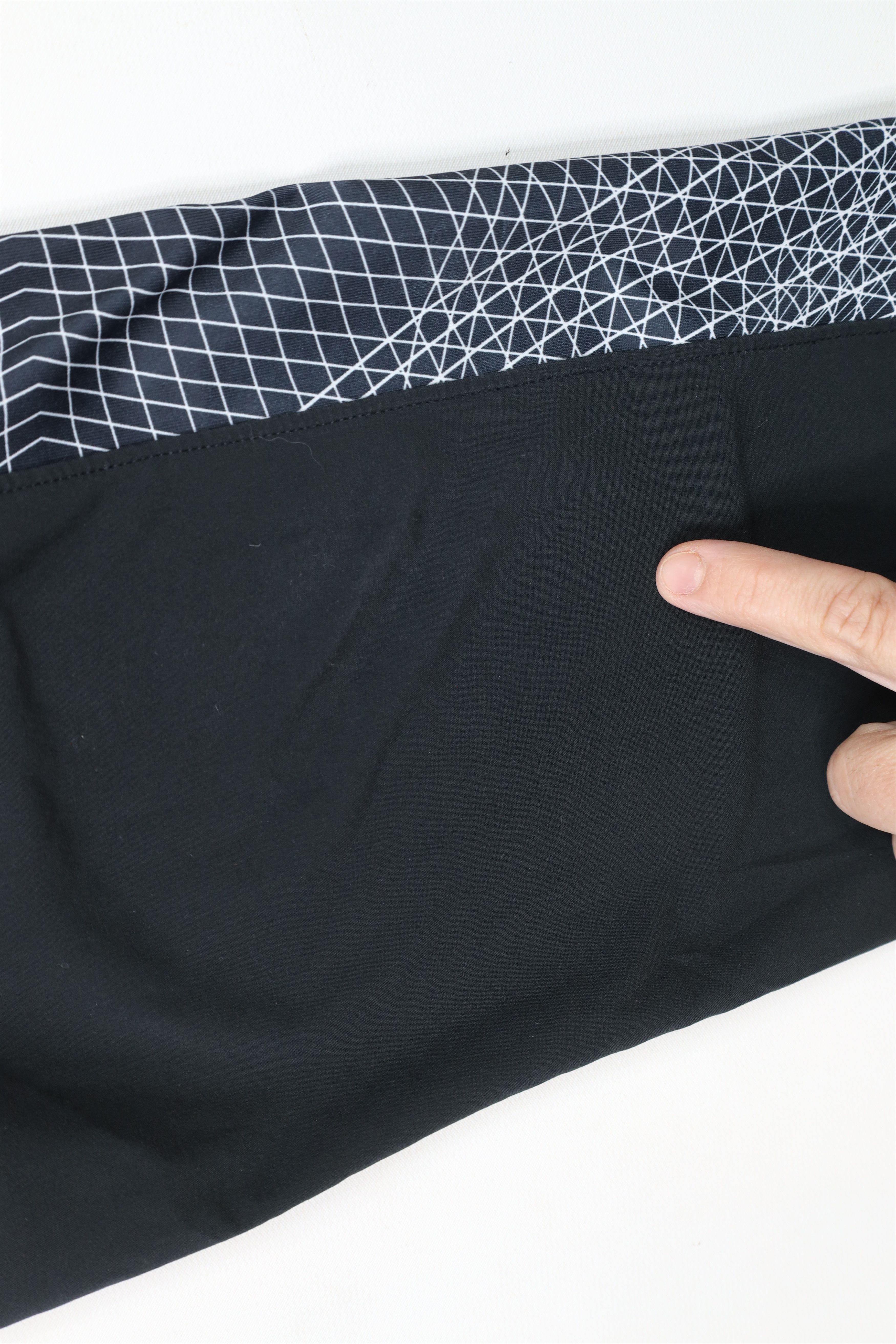 Oakley Vintage Oakley Geometric Tapered Leg Stretch Pants Black Size US 30 / EU 46 - 12 Thumbnail