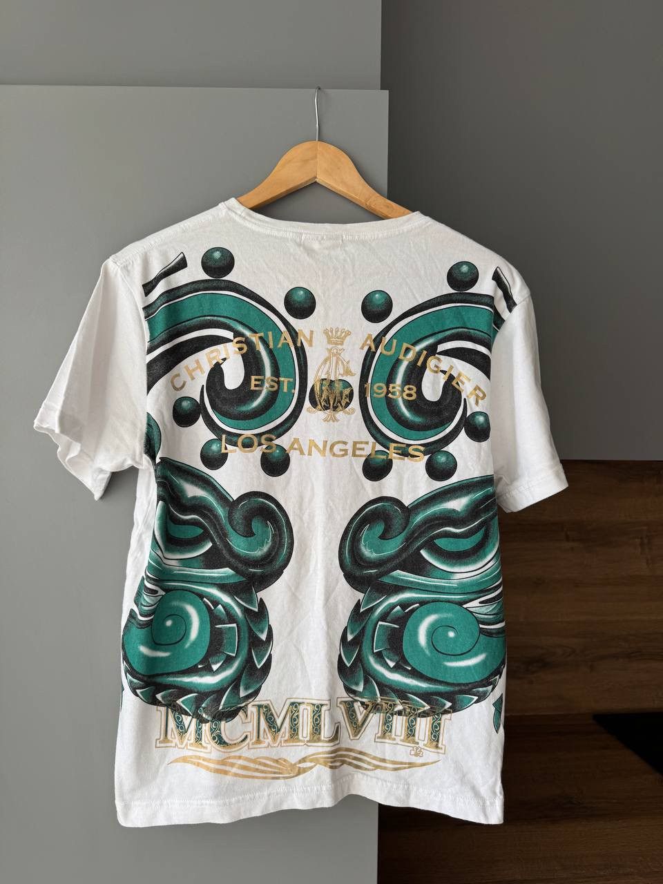 Christian Audigier Christian Audigier 2000s Panther & roses Roses Rhinestone Size US M / EU 48-50 / 2 - 6 Thumbnail