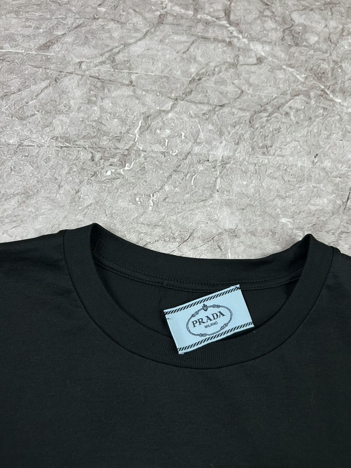 Prada Prada Milano T-shirt Women’s Size L Size L / US 10 / IT 46 - 4 Thumbnail