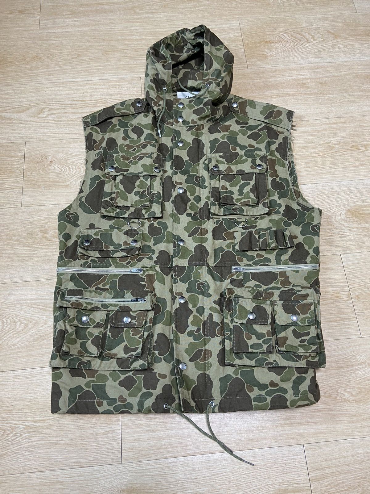 Celine × Hedi Slimane 48 Celine ss22 camouflage military vest sleeveless jacket Size US M / EU 48-50 / 2 - 1 Thumbnail