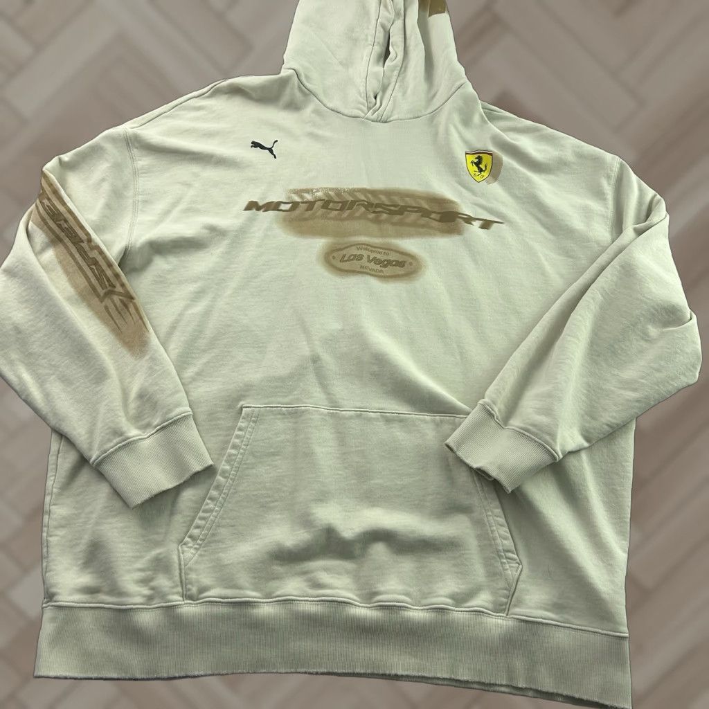 Puma PUMA Ferrari Motorsport Las Vegas Hoodie Sweatshirt Men 2XL Beige Size US XXL / EU 58 / 5 - 1 Thumbnail