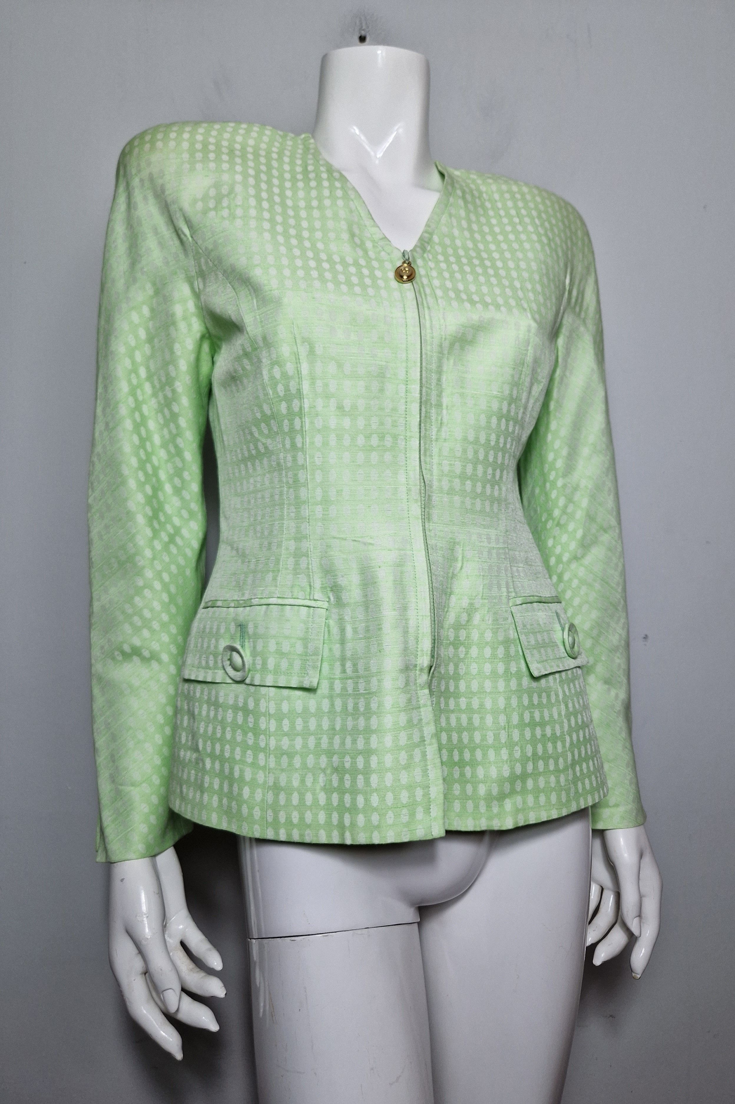 Dior Christian Dior vintage blazer Size XS / US 0-2 / IT 36-38 - 2 Thumbnail