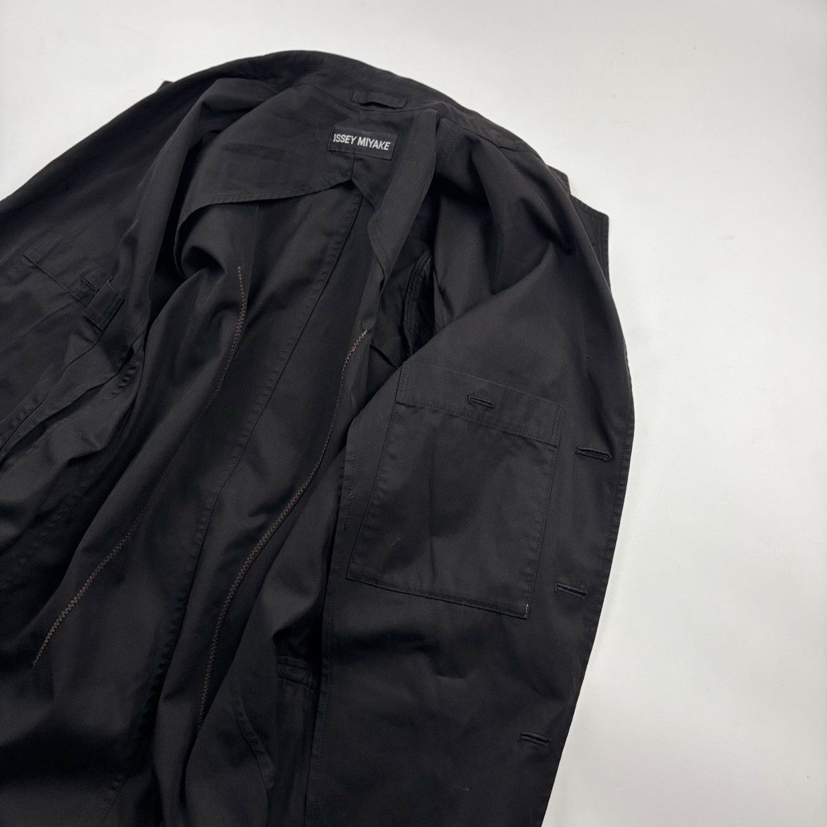 Issey Miyake Issey Miyake Contrast Stitching Coat Size US XL / EU 56 / 4 - 4 Thumbnail