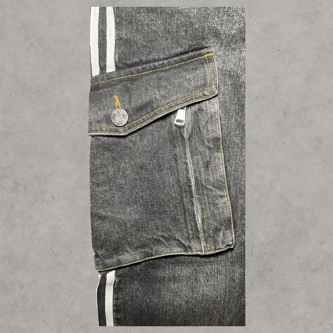 Vale Vale Straight Leg Striped Cargo Gray Jeans Sz 30 Size US 30 / EU 46 - 4 Thumbnail