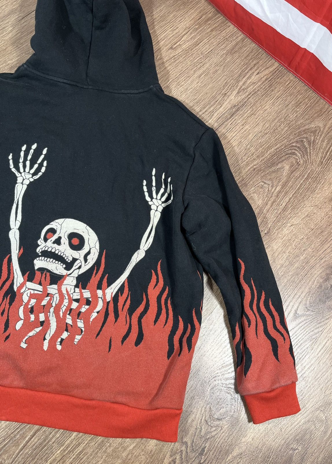 Vintage Skeleton You Died Rare Hoodie 🔥 💀 🔥 Size US L / EU 52-54 / 3 - 11 Thumbnail
