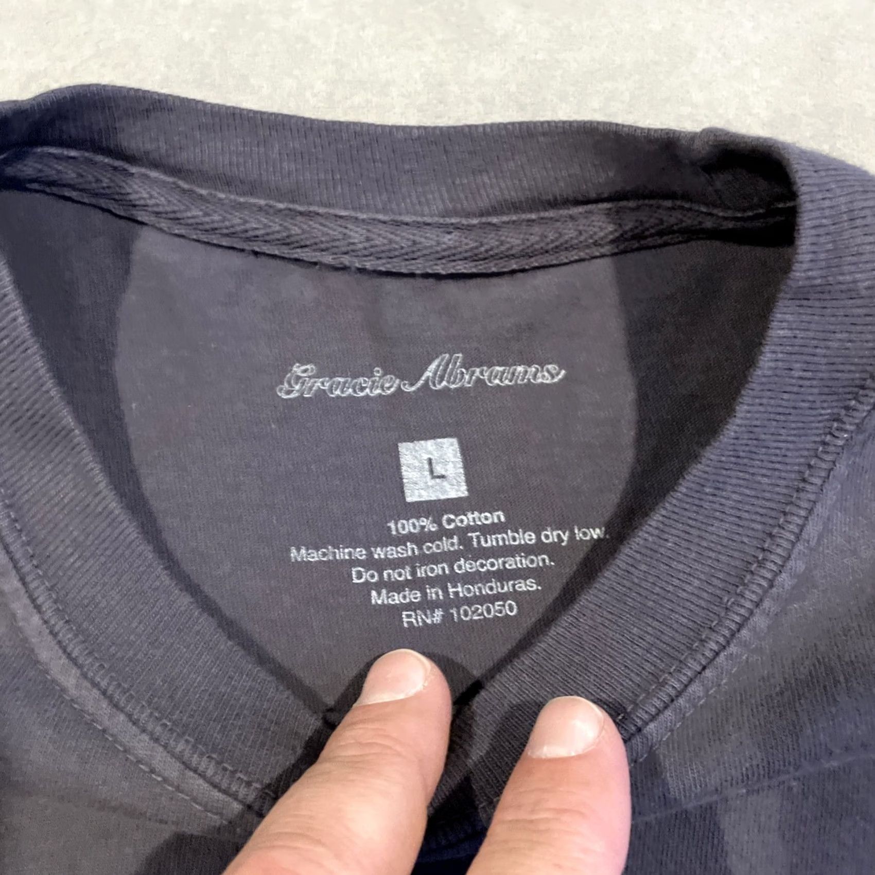 Vintage OFFICIAL Gracie Abrams The Secret Of Us Tour Do You Miss Us T Shirt L Men Gray Size US L / EU 52-54 / 3 - 3 Thumbnail