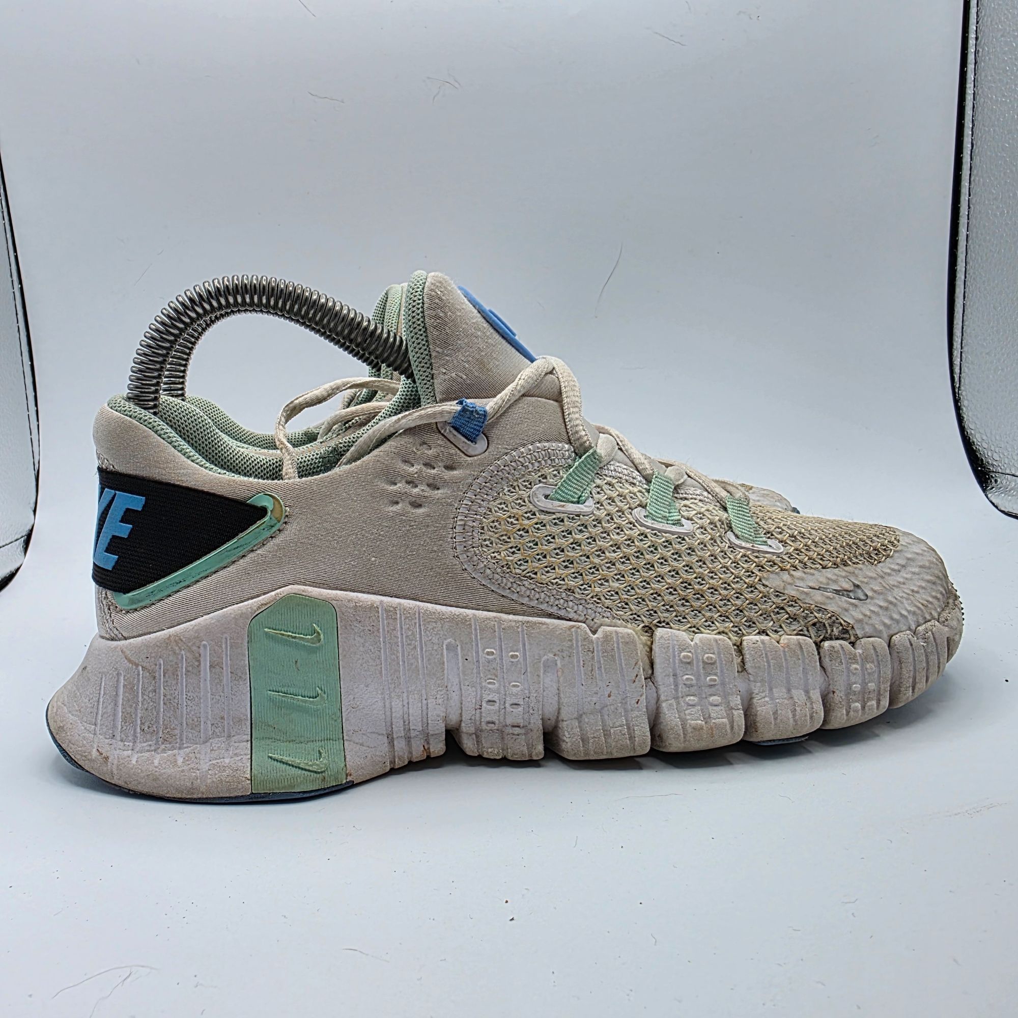 Nike Nike Free Metcon 4 Womens Size 6.5 White Mint Foam Sneaker S Size US 6.5 / EU 39-40 - 7 Thumbnail