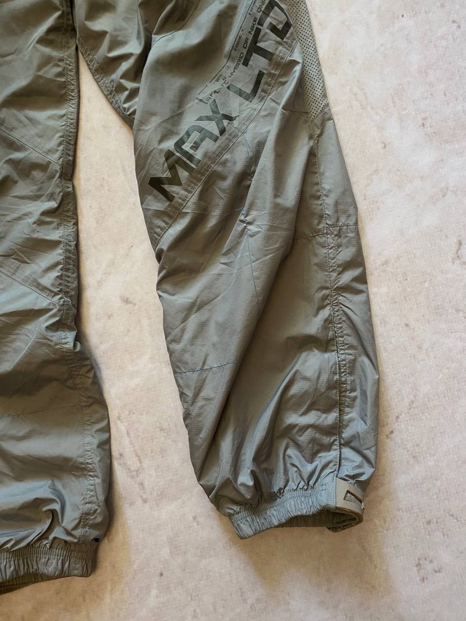 Nike × Vintage Vintage Nike Nylon Track Pants Drill style Y2k Hype Rare Size US 30 / EU 46 - 5 Thumbnail