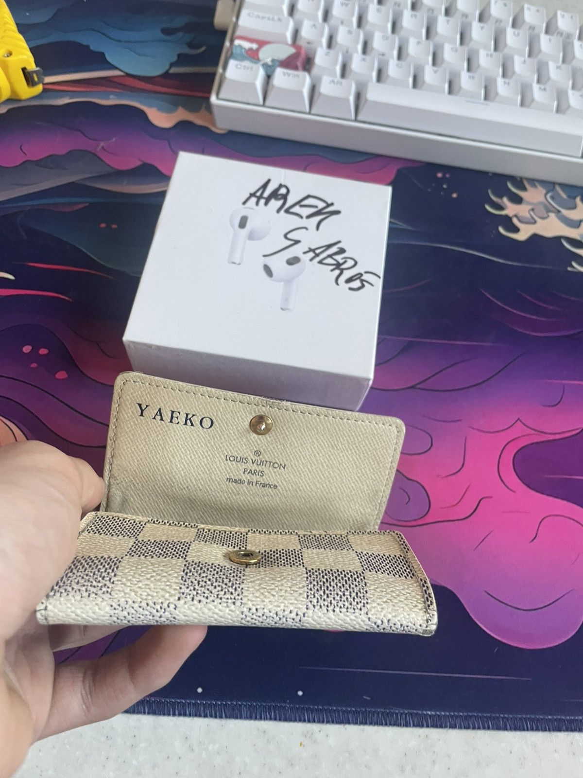 Louis Vuitton case key louis vuitton Size ONE SIZE - 8 Thumbnail