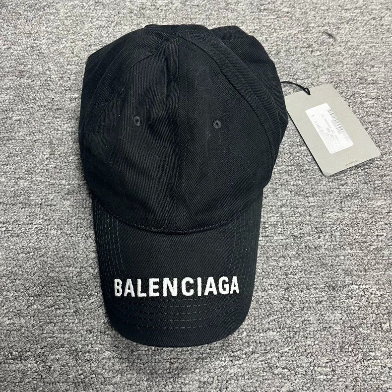 Balenciaga Balenciaga Black monogram embroidered logo baseball cap 250 Size ONE SIZE - 1 Thumbnail