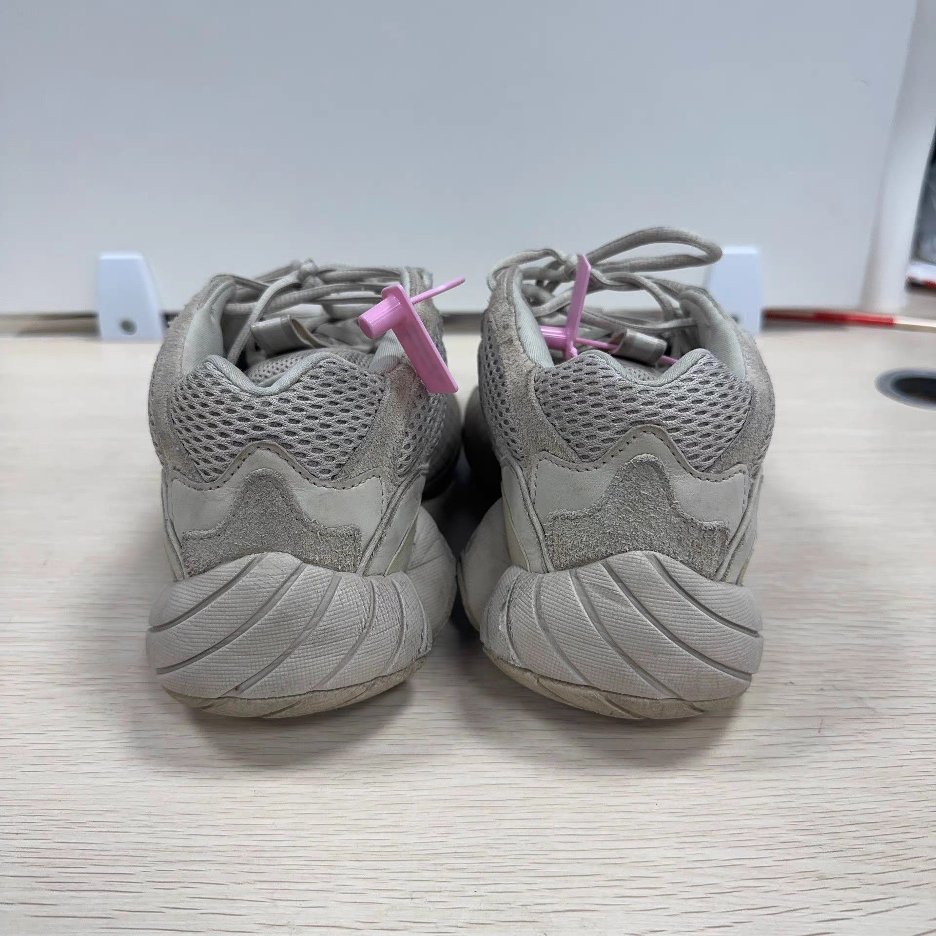 Adidas adidas originals Yeezy 500 "Blush" Low Top Dad Shoes K5 Size US 11 / EU 44 - 3 Thumbnail