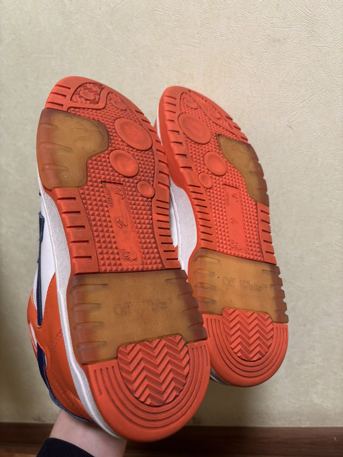 Off-White Off-White Out Of Office Size US 11 / EU 44 - 7 Thumbnail
