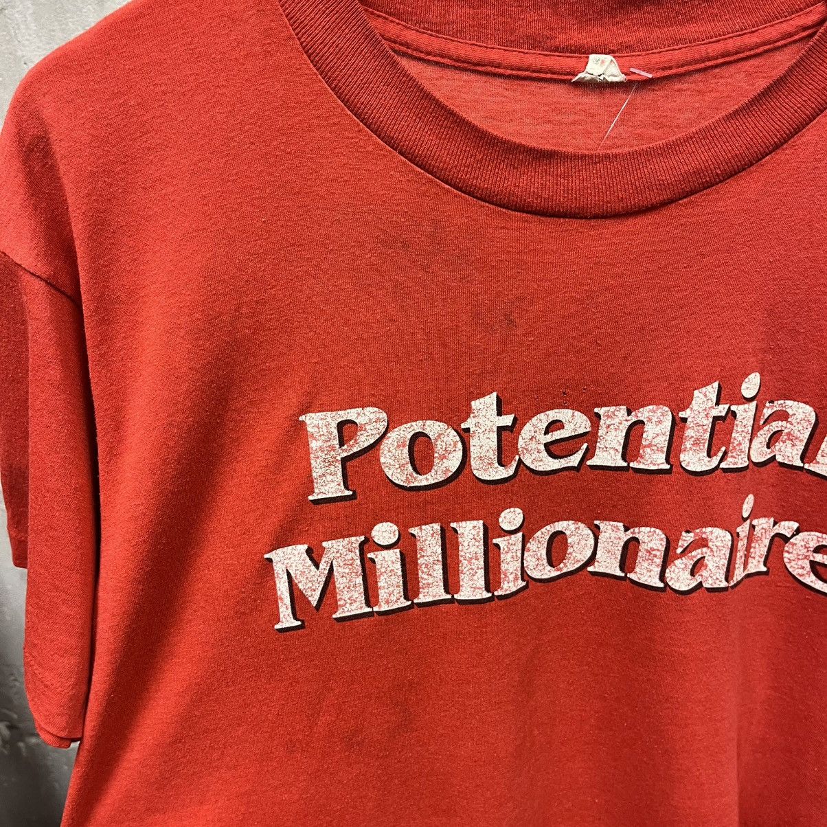 Vintage Trump Castle Vintage 90s Potential Millionare Red T-Shirt L Size US L / EU 52-54 / 3 - 4 Thumbnail