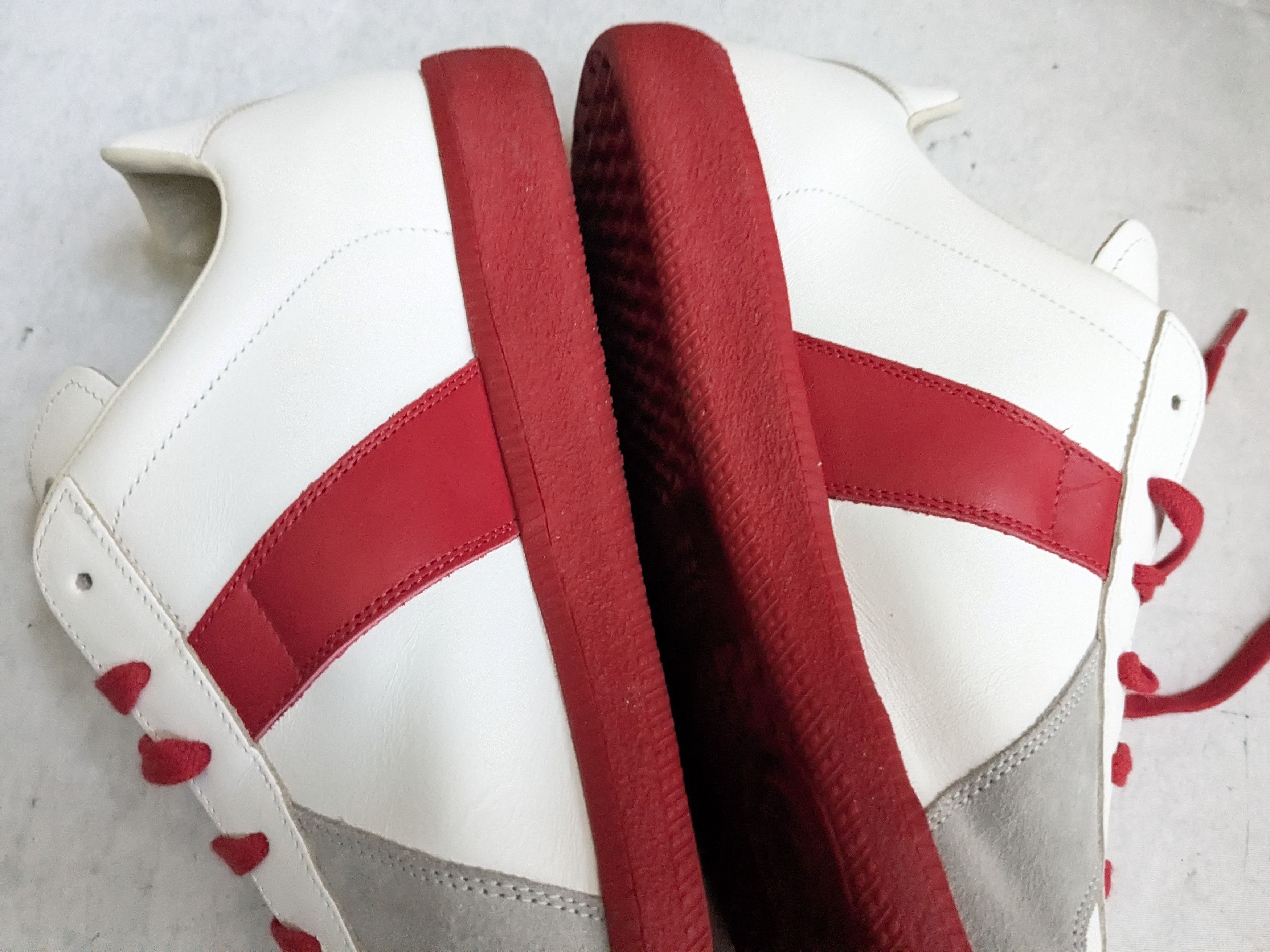 Maison Margiela Maison Margiela Replica GAT White Gray Red 13 46 Low Tops Size US 13 / EU 46 - 15 Thumbnail