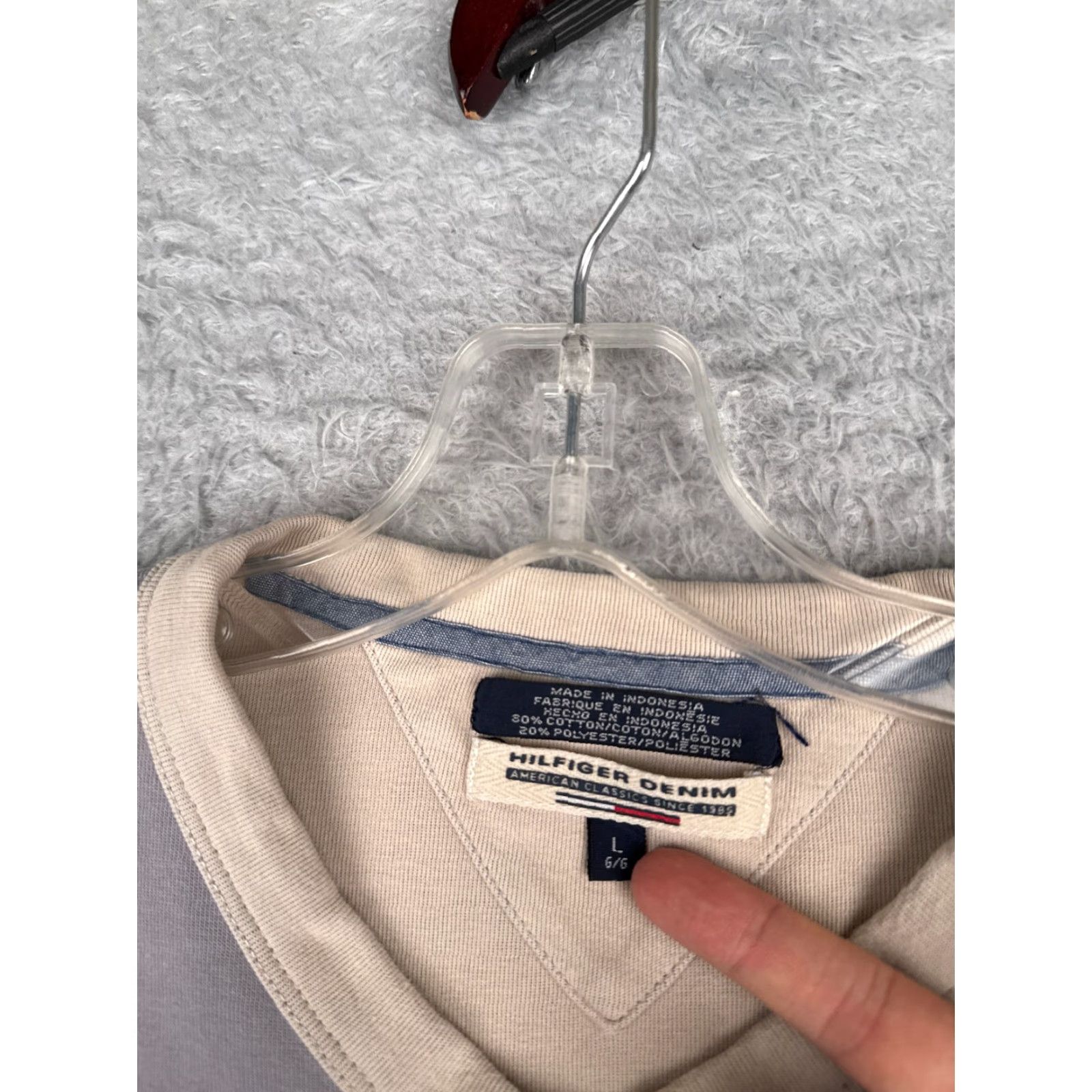 Tommy Hilfiger Tommy Hilfiger Shirt Adult Large Gray V-Neck Short Sleeve Cotton Blend Size US L / EU 52-54 / 3 - 6 Thumbnail