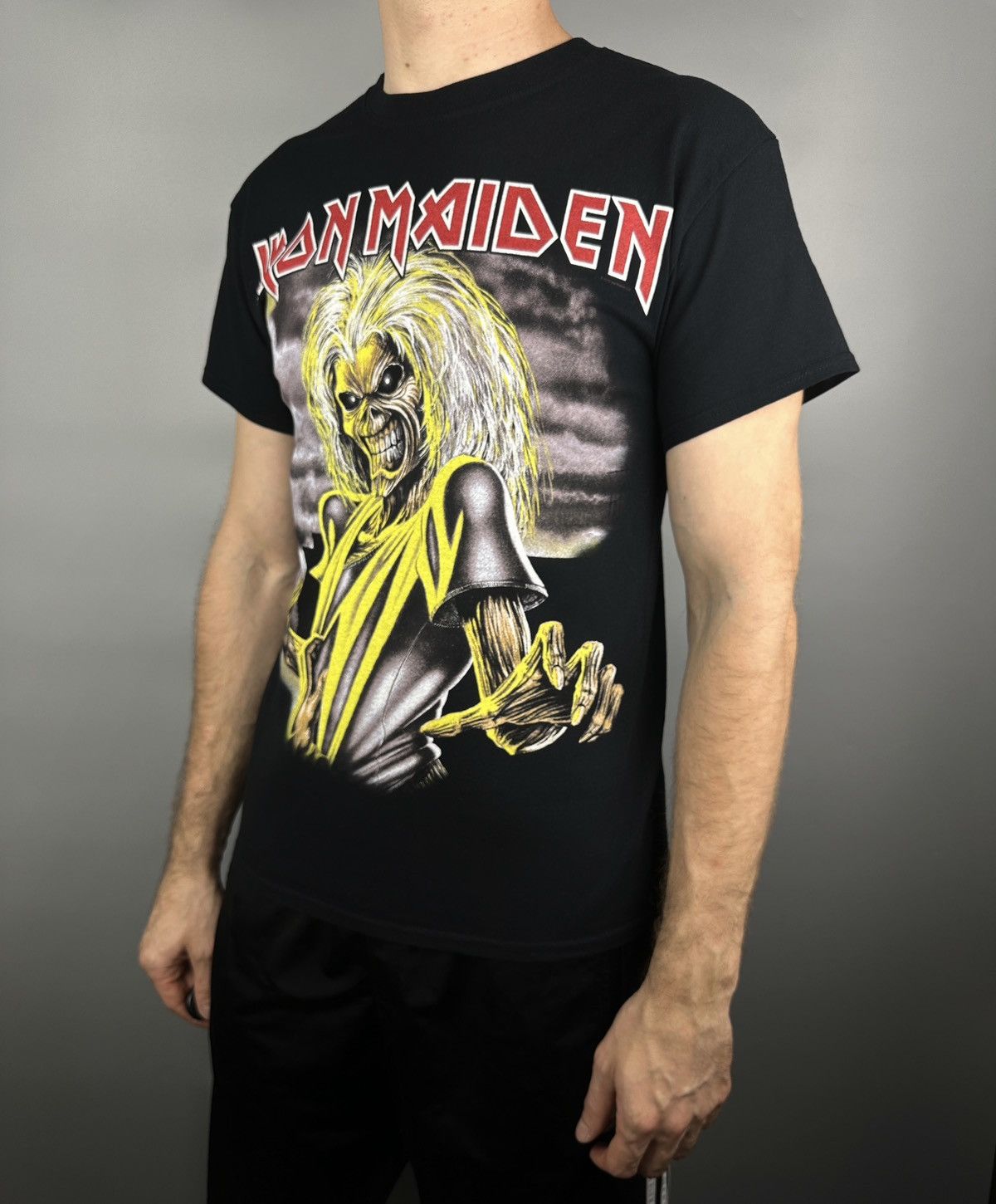 Band Tees Iron Maiden Killers Graphic TShirt Tee Metal Rock Vintage Size US M / EU 48-50 / 2 - 12 Thumbnail