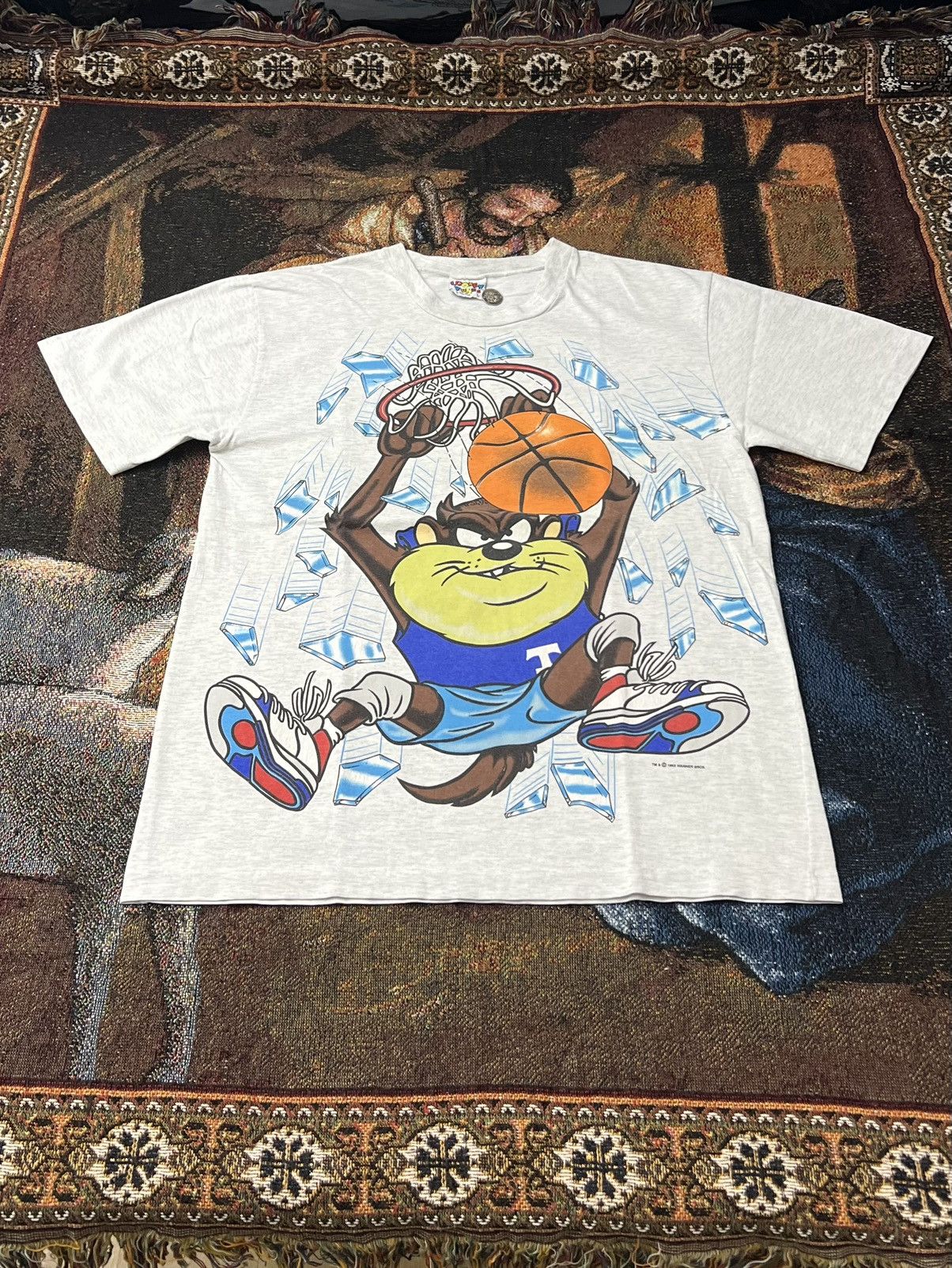 Warner Bros Vintage Taz Basketball AOP Tee Size US L / EU 52-54 / 3 - 1 Thumbnail