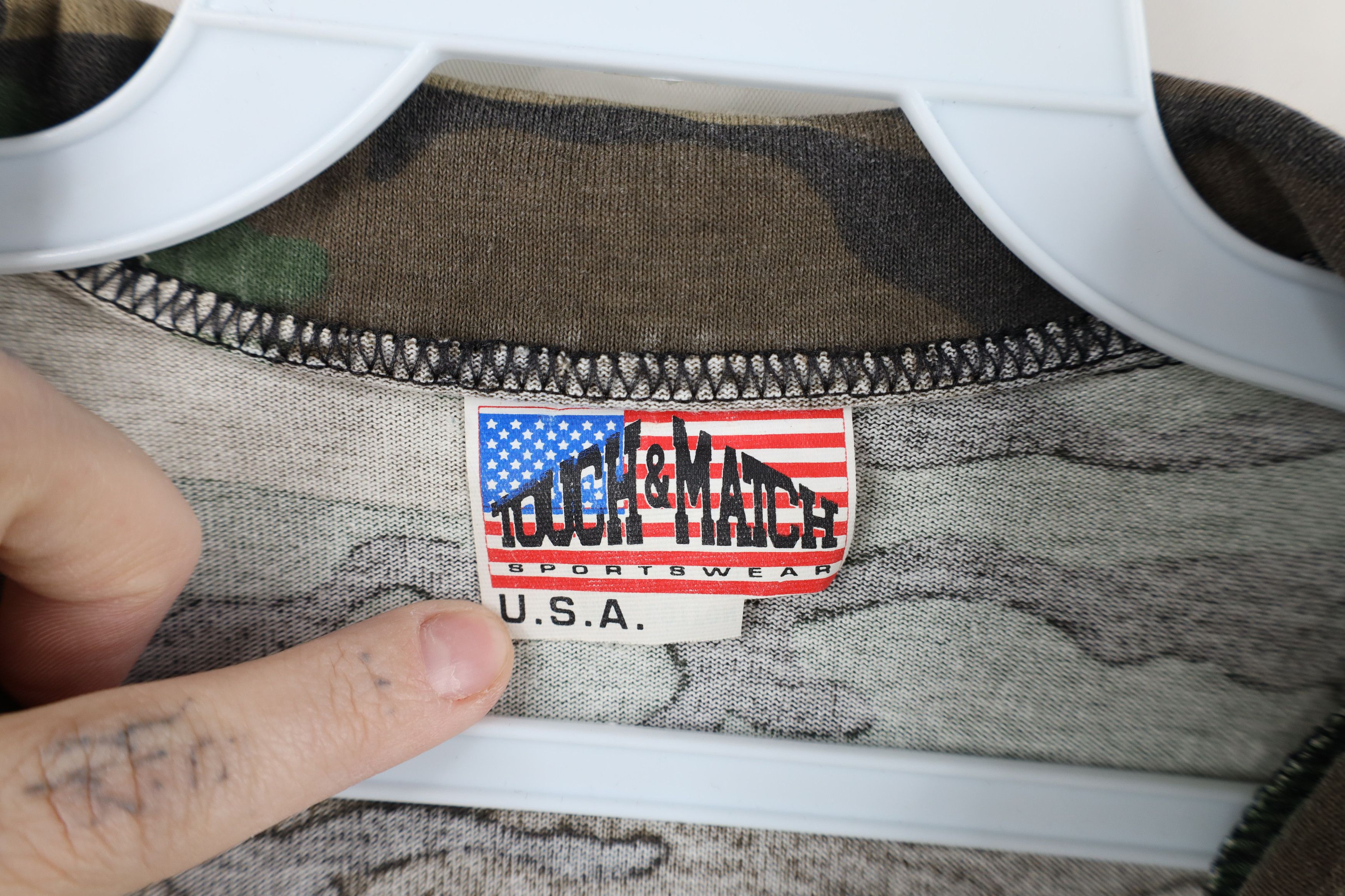 Vintage Vinage 90s Streetwear Pullover Jacket Top Camouflage USA Size US XL / EU 56 / 4 - 6 Thumbnail