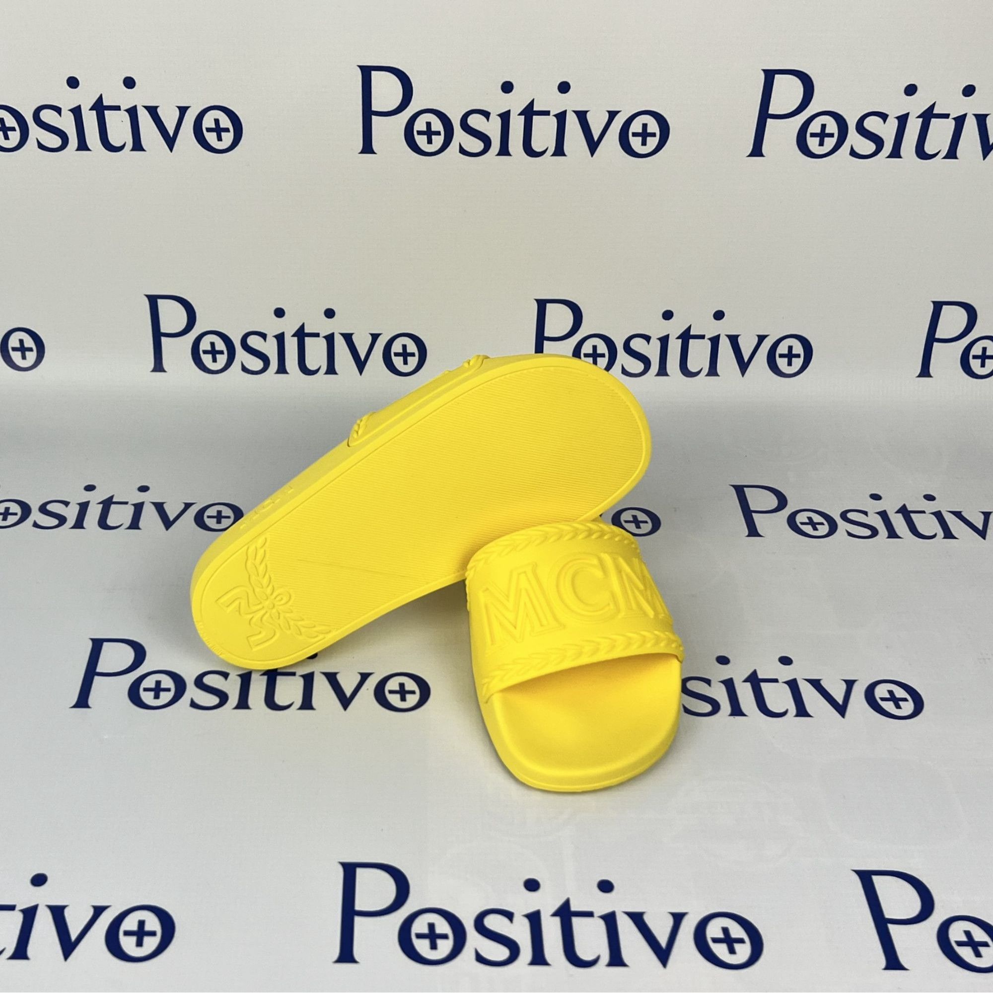 Buscemi MCM Yellow Big Logo Rubber Slides US 6 EU 36 Size US 6 / IT 36 - 6 Thumbnail