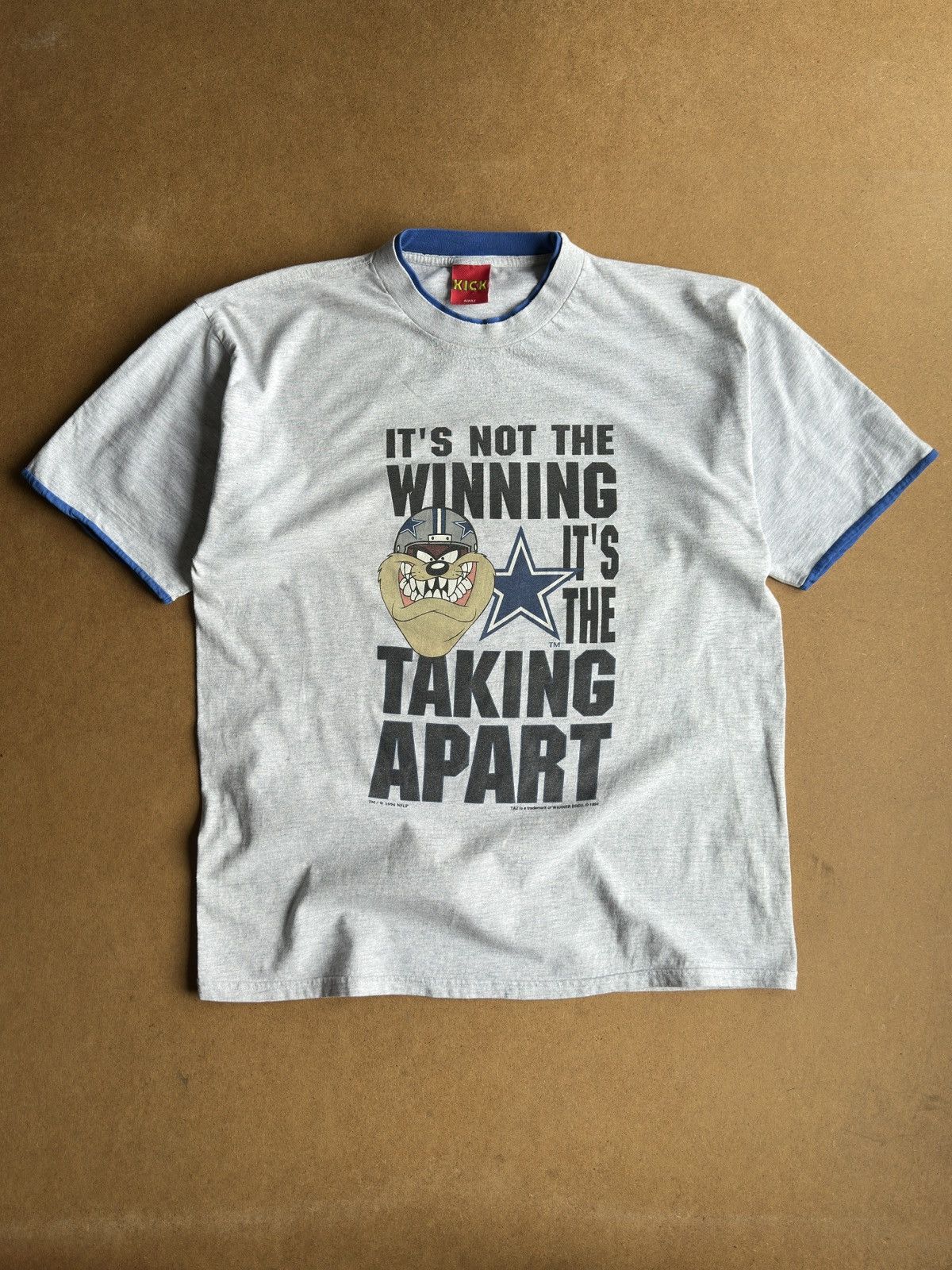 NFL Vintage 1994 TAZ Dallas Cowboys NFL Warner Bros Tee Size US XL / EU 56 / 4 - 1 Thumbnail