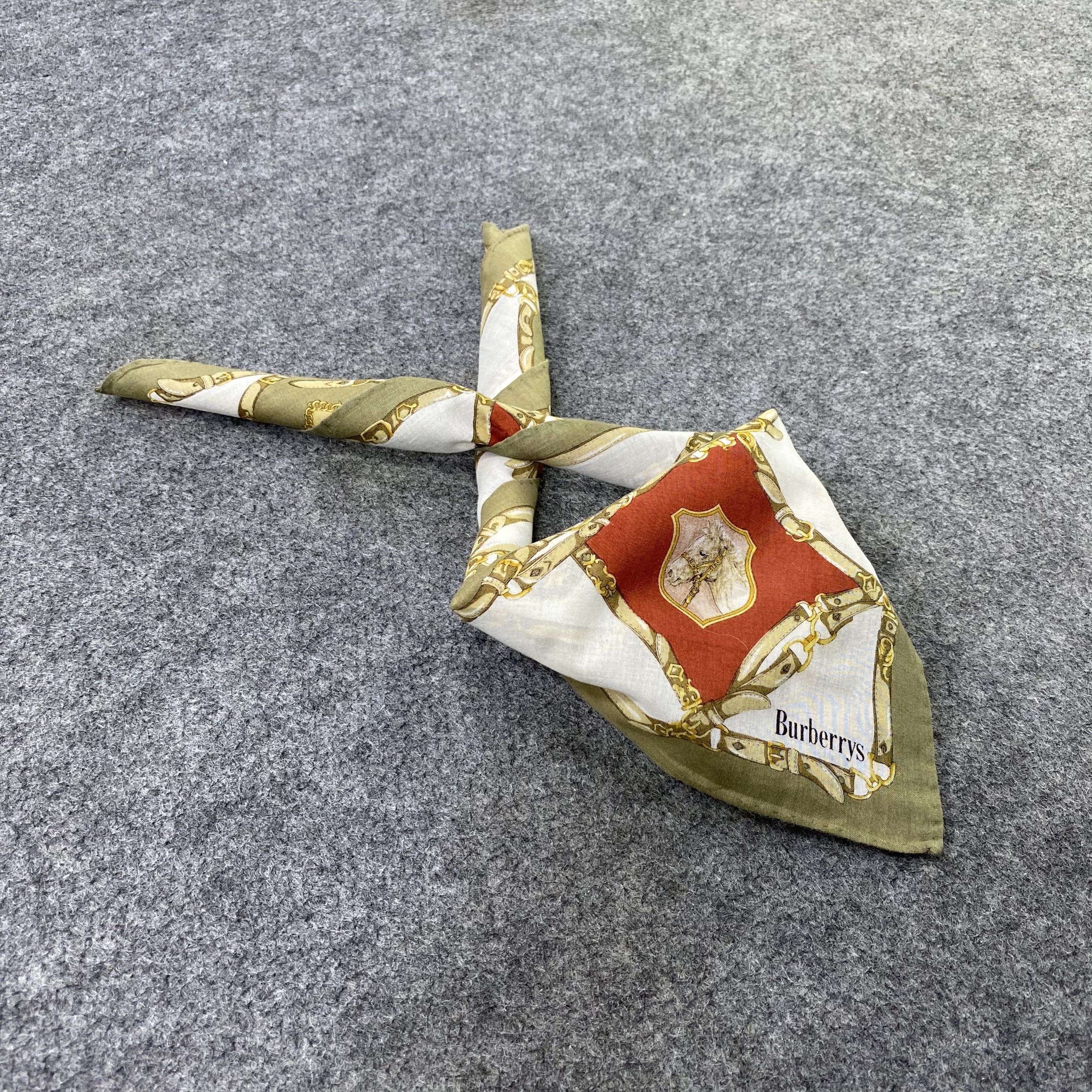 Burberry Vintage Burberrys Handkerchief / Bandana / Neckerchief-B2133 Size ONE SIZE - 1 Thumbnail