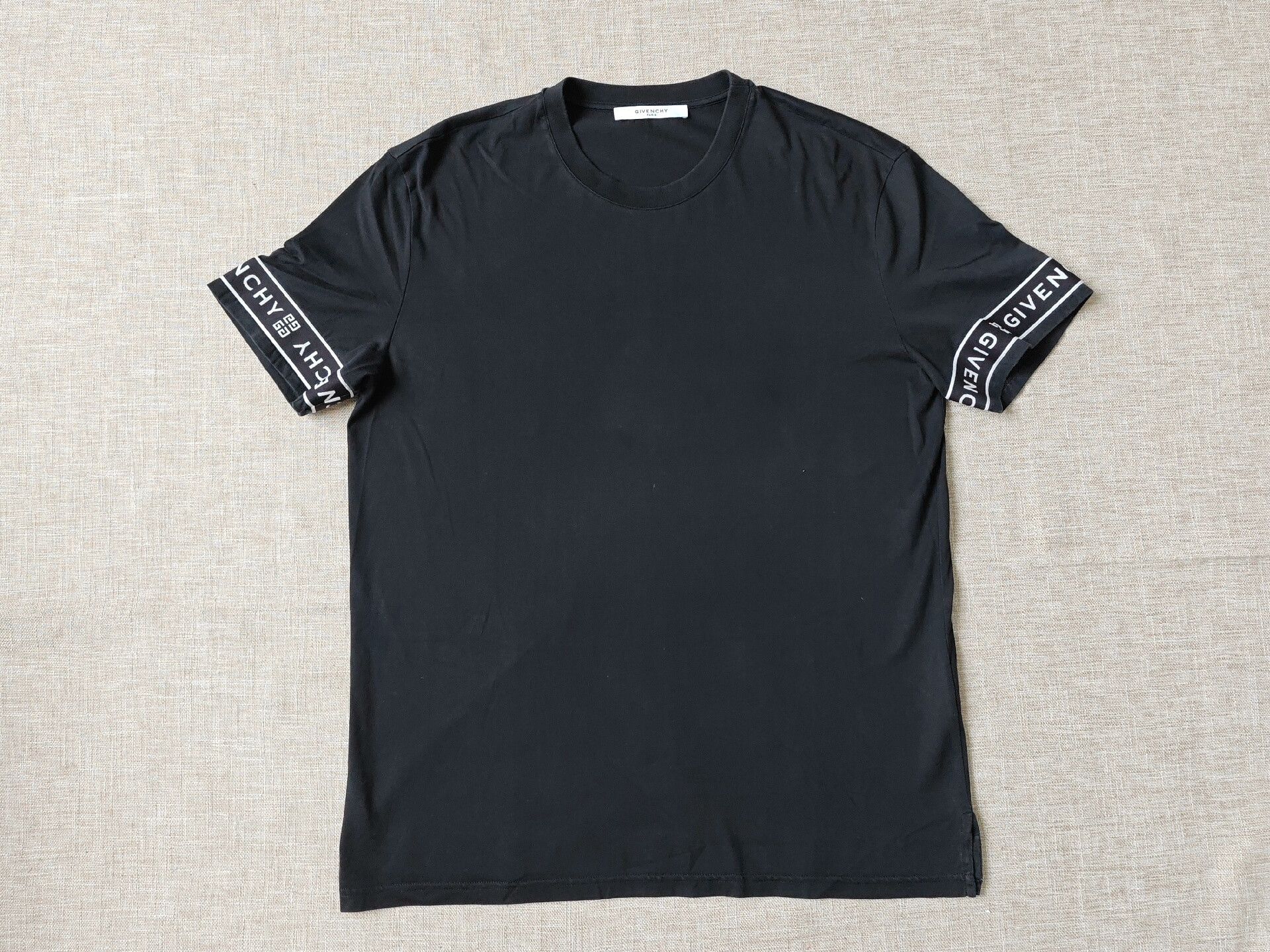 Givenchy Givenchy Men's Short-Sleeve T-Shirt Size US XXL / EU 58 / 5 - 1 Thumbnail
