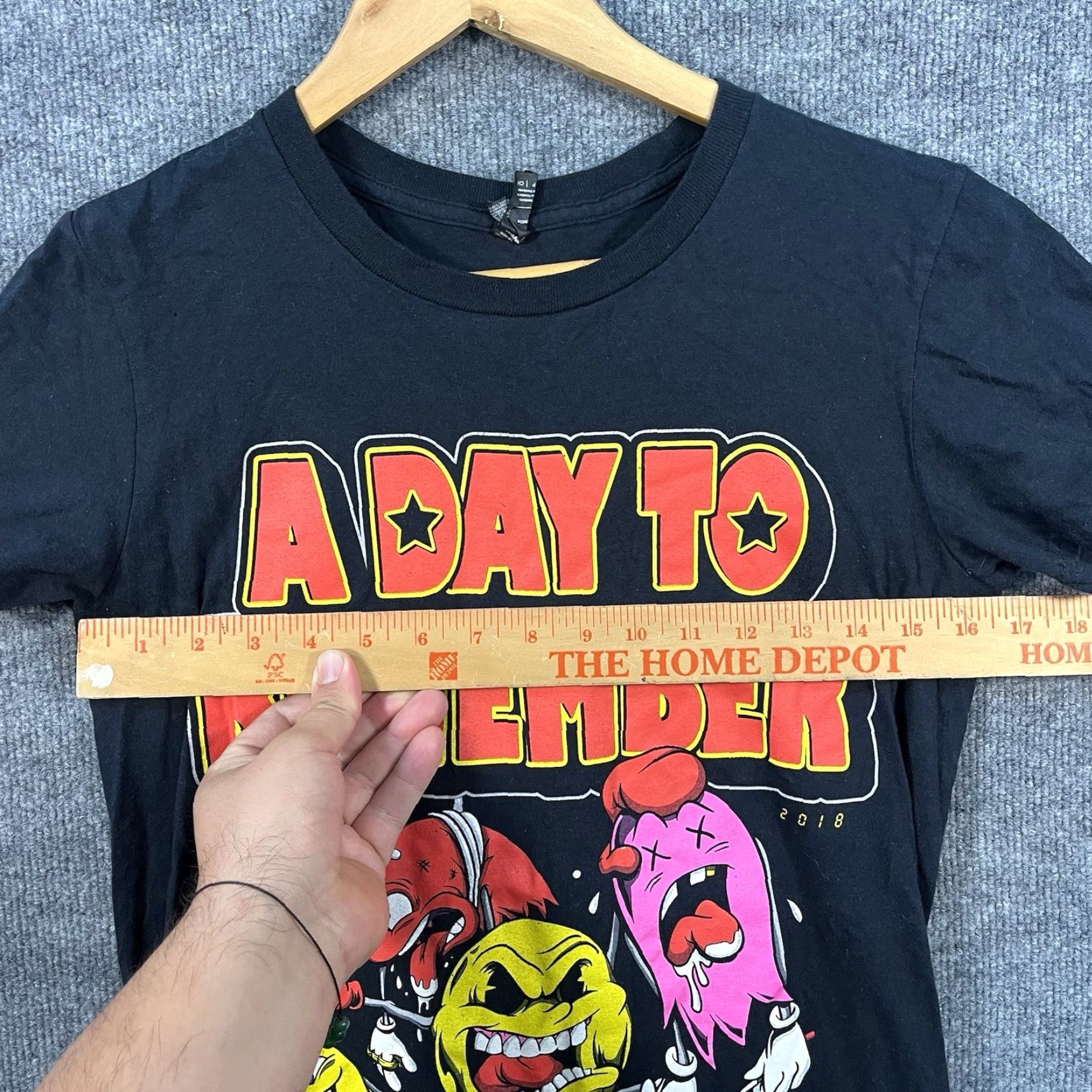 Vintage A Day To Remember Band T Shirt Pac-Man Keep Running Your Mouth S Black Men Short Sleeve T-Shirt Pop / Unbranded Mens Small Size US S / EU 44-46 / 1 - 5 Thumbnail