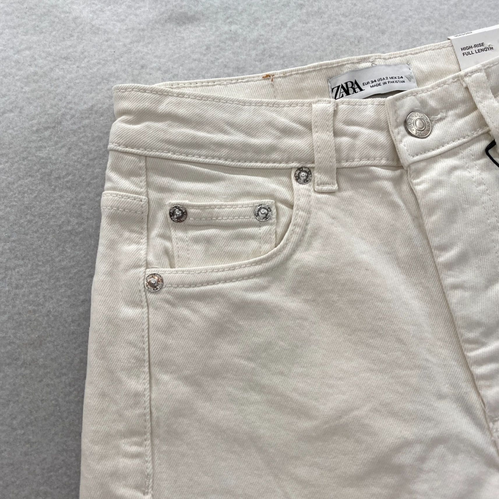 Zara ZARA Jeans Women's 2 Slim Straight High Rise Light Beige Stretch Denim Split Hem 5-Pocket Cotton Spandex Denim Size 26" / US 2 / IT 38 - 3 Thumbnail