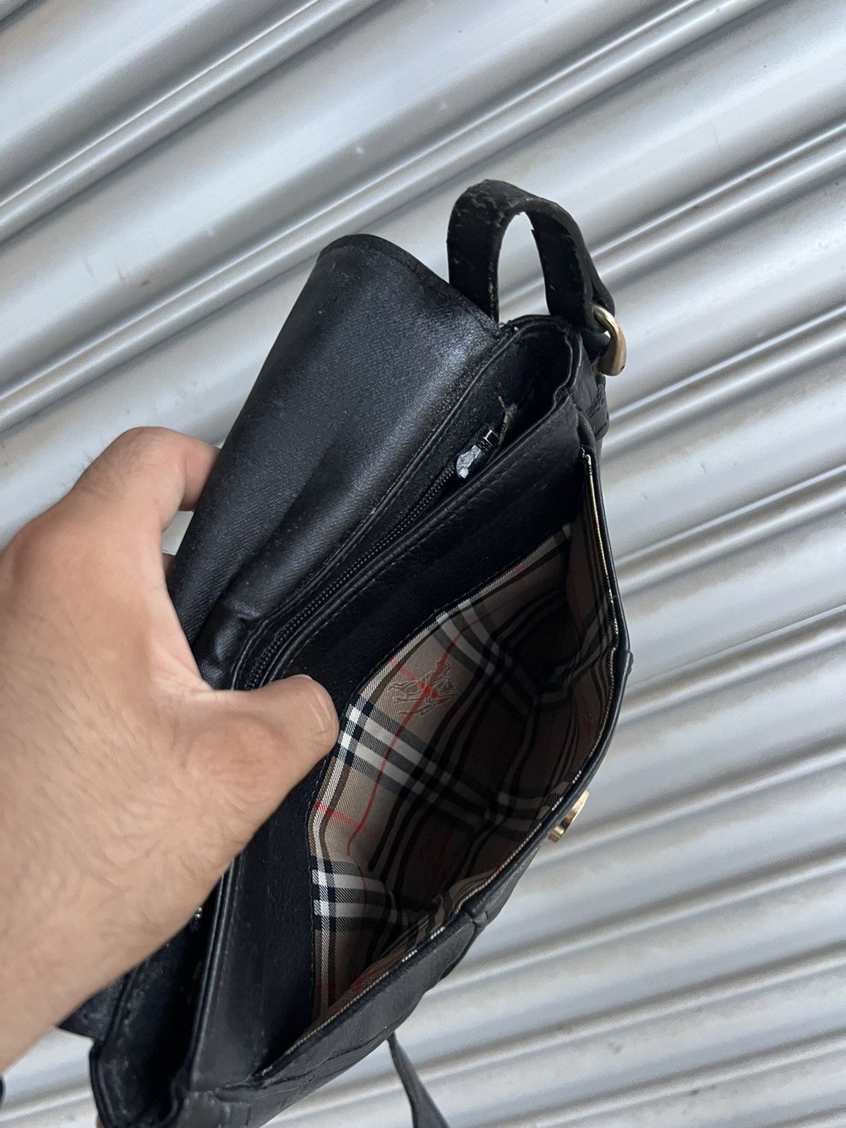 Burberry BURBERRY INSIDE NOVA CHECK SHOUDLER BAG LEATHER BLACK Size ONE SIZE - 9 Thumbnail