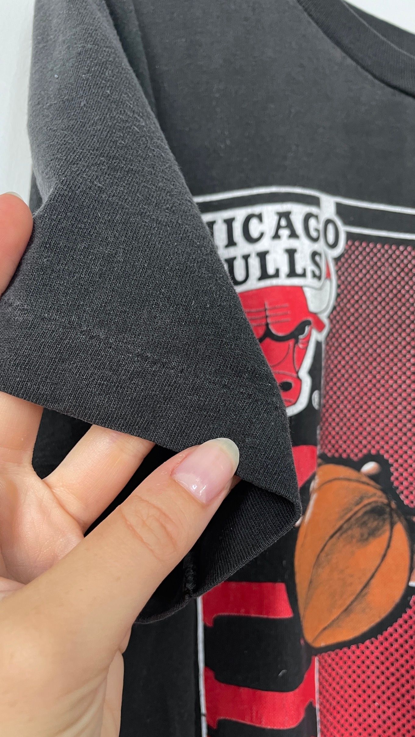 Nutmeg Mills Chicago Bulls Michael Jordan Nutmeg Mills T Shirt Size US L / EU 52-54 / 3 - 3 Thumbnail
