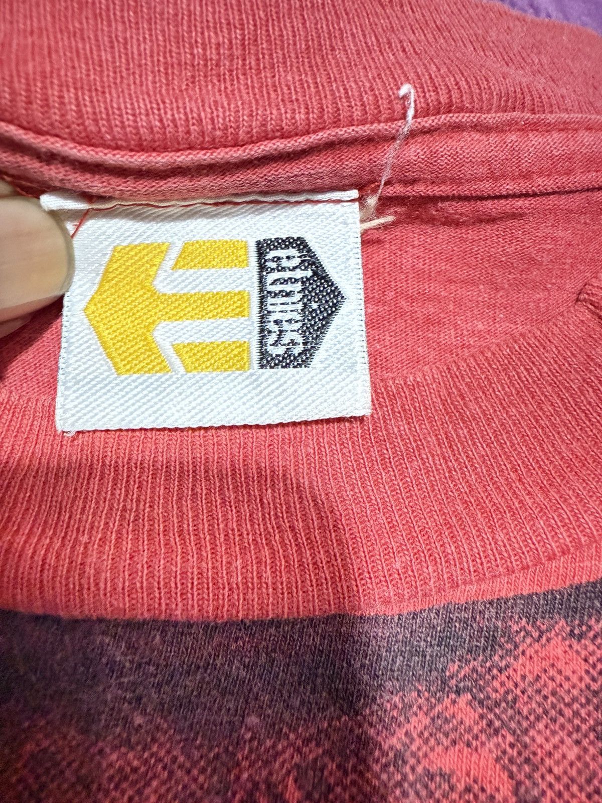 Vintage Vtg Etnis skateboarding tee Size US L / EU 52-54 / 3 - 5 Thumbnail
