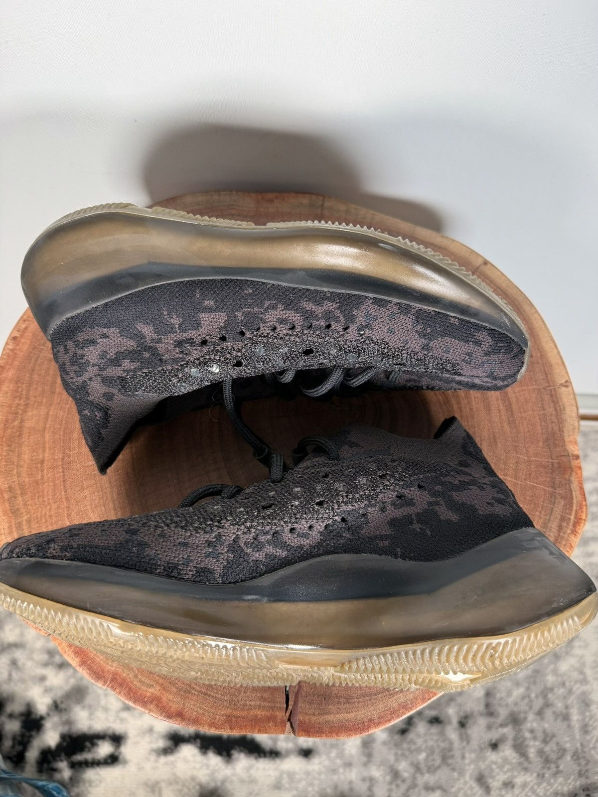 Yeezy Adidas Yeezy Boost 380 Onyx Non-Reflective Size US 6.5 / EU 39-40 - 3 Thumbnail