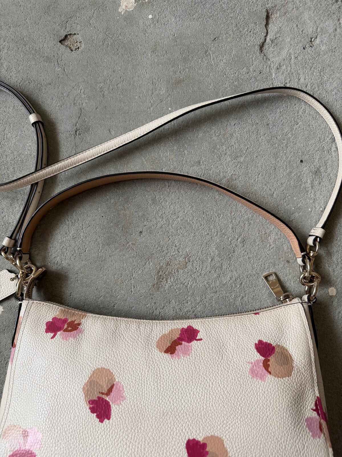 Coach Coach 2Way Sutton Floral Shoulder Bag White/Pink Size ONE SIZE - 7 Thumbnail