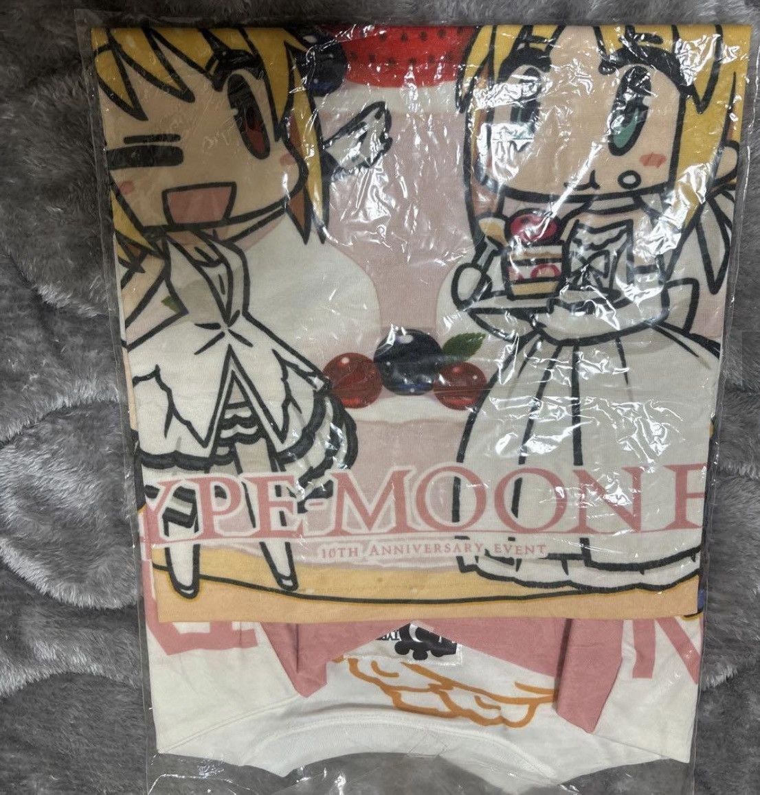 Anime TYPE-MOON/Fate Fest. Character T-Shirt Size US XS / EU 42 / 0 - 2 Thumbnail