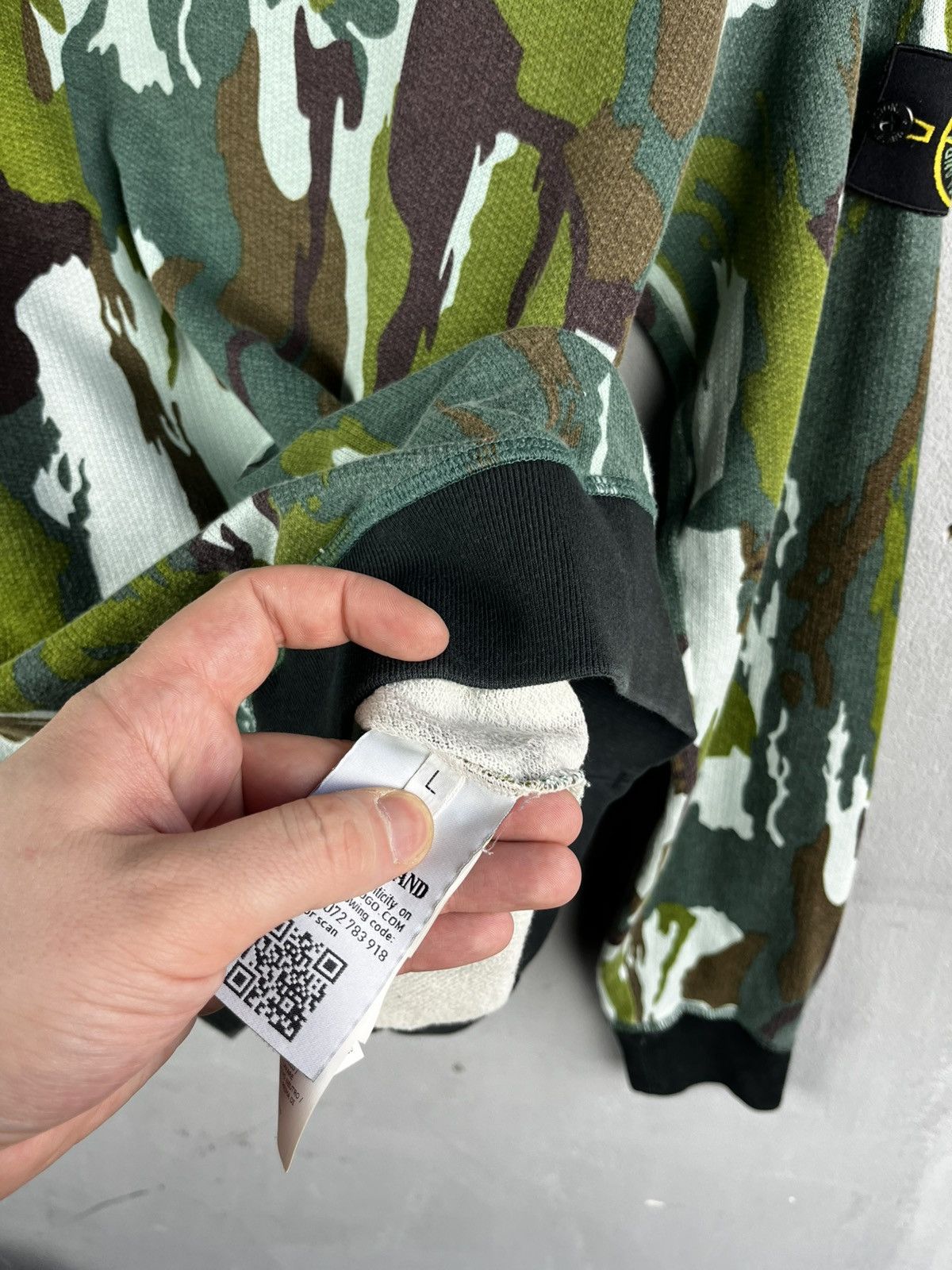 Stone Island Stone Island Garment Dyed Camo Green sweatshirt Size US L / EU 52-54 / 3 - 7 Thumbnail