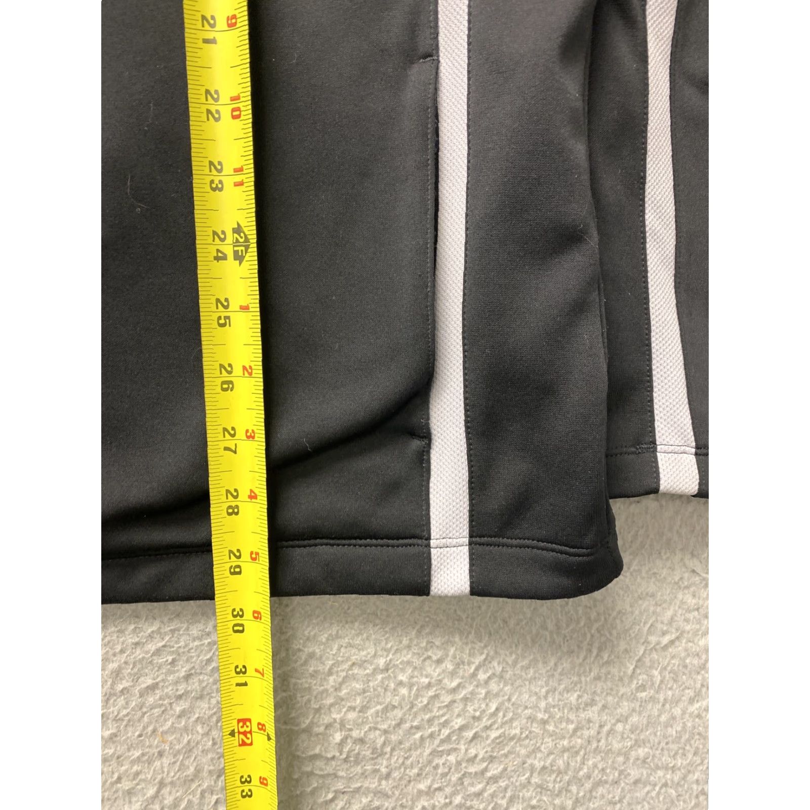 Nike Nike 1/2 Zip Fleece Jacket Long Sleeve Outdoor Men's L Black Outdoor/ 52-67 Size US L / EU 52-54 / 3 - 7 Thumbnail