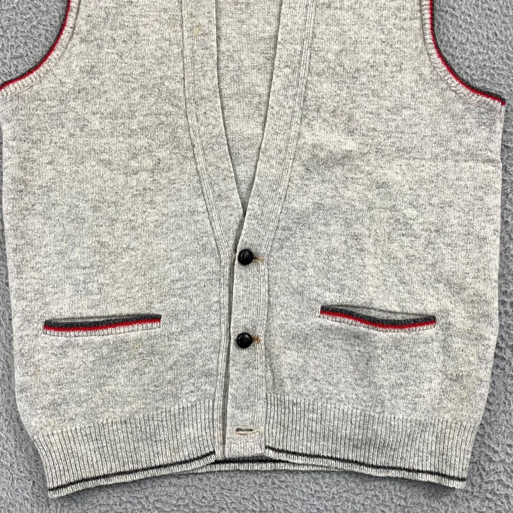 Vintage Vintage Rob Roy Sweater Vest Mens Medium Gray Button 50s Knit Lambswool Classic Size US M / EU 48-50 / 2 - 2 Thumbnail