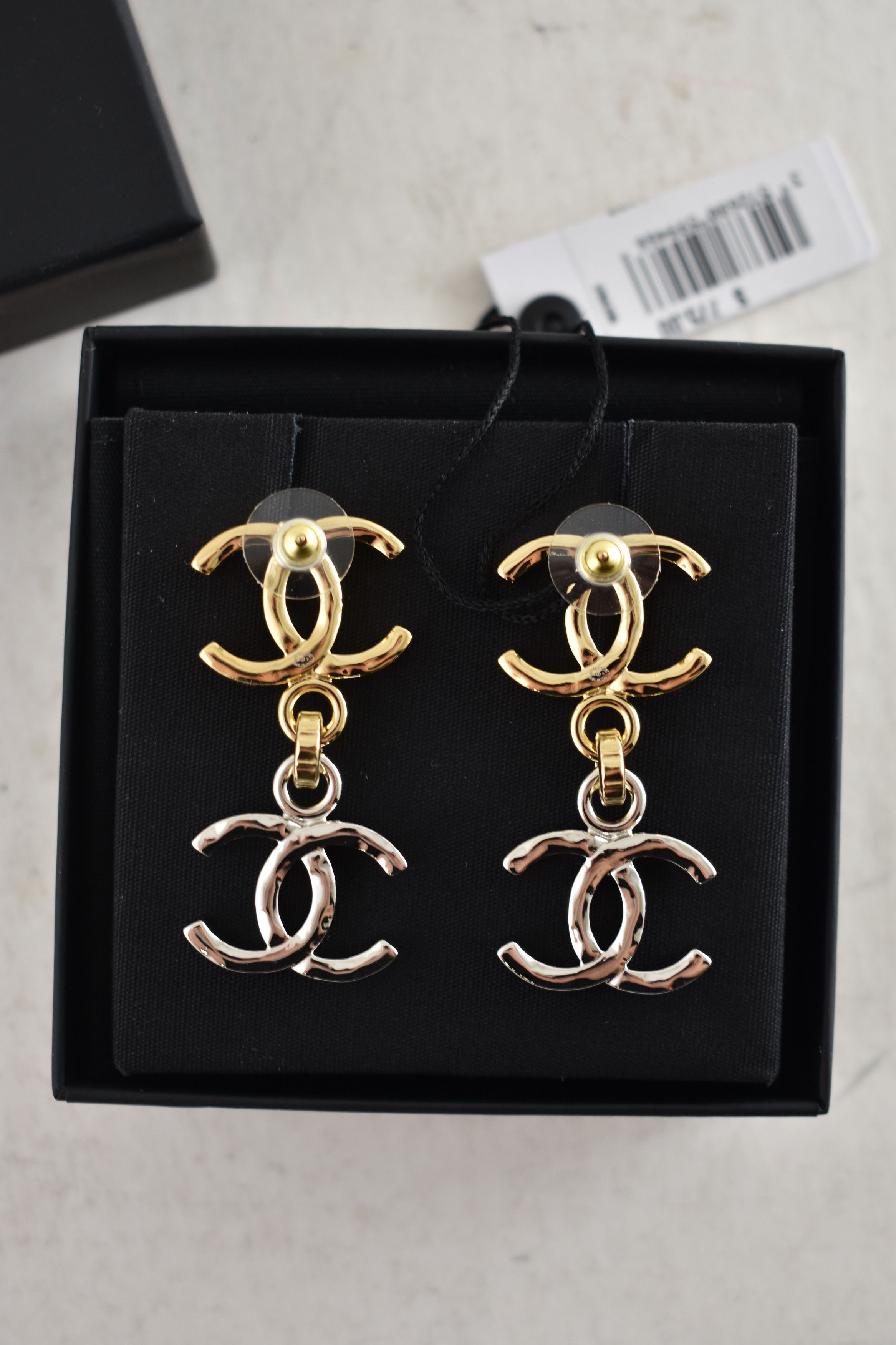 Chanel 26P Silver Mixed Metals XL CC Logo Dangle Drop Earrings Size ONE SIZE - 9 Thumbnail