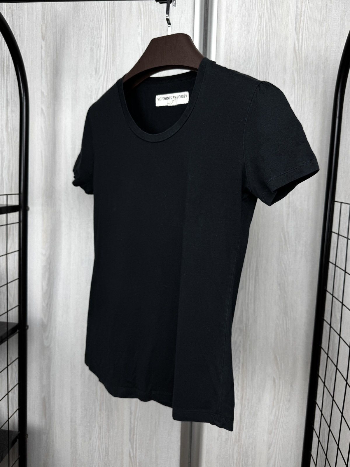 Vetements De Sport By Wim Neels vetements en jersey Wim Neels black tee shirt size 38 Size S / US 4 / IT 40 - 5 Thumbnail