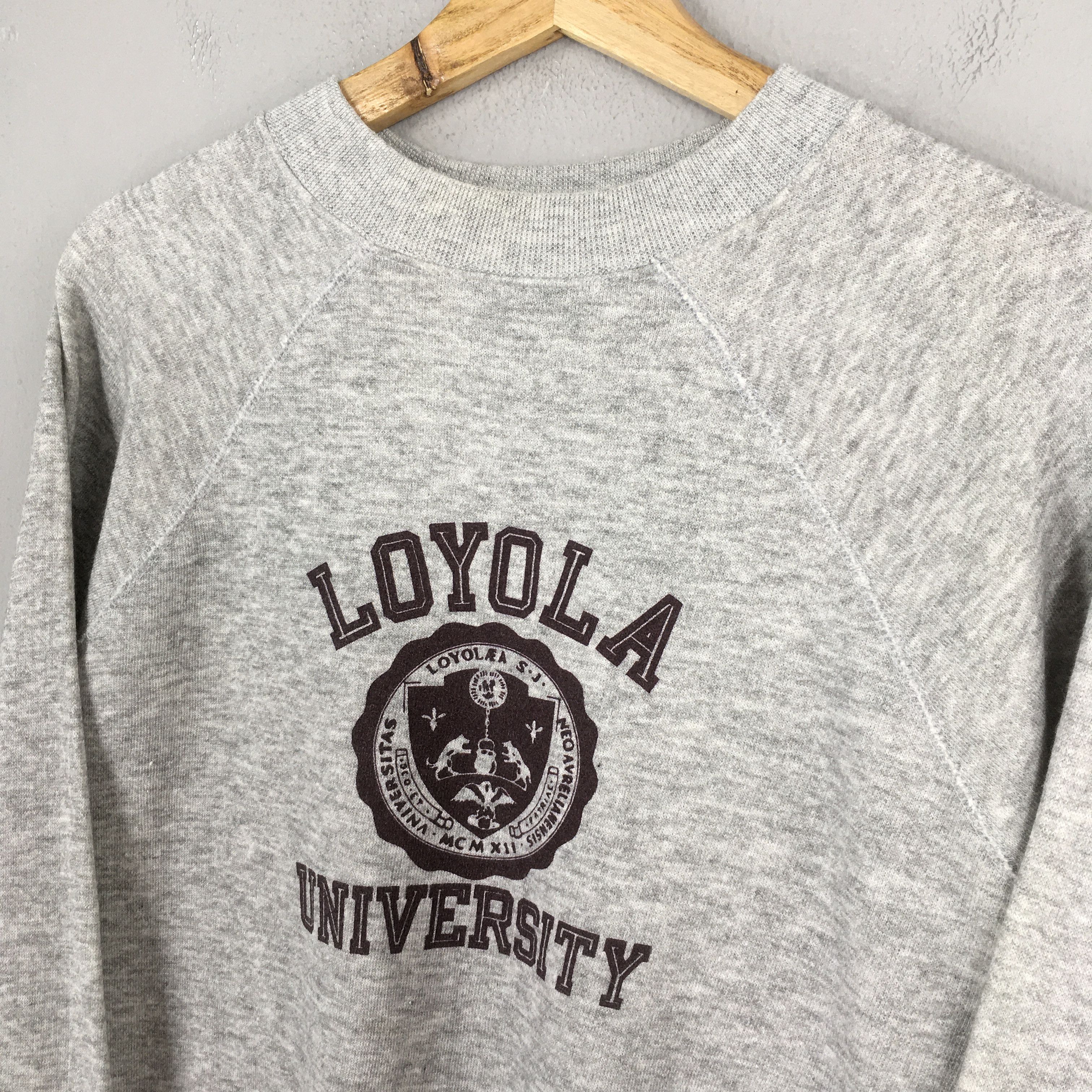 NCAA × Vintage Vintage 1980s Loyola University Gray Sweatshirt XLarge Size US XL / EU 56 / 4 - 3 Thumbnail