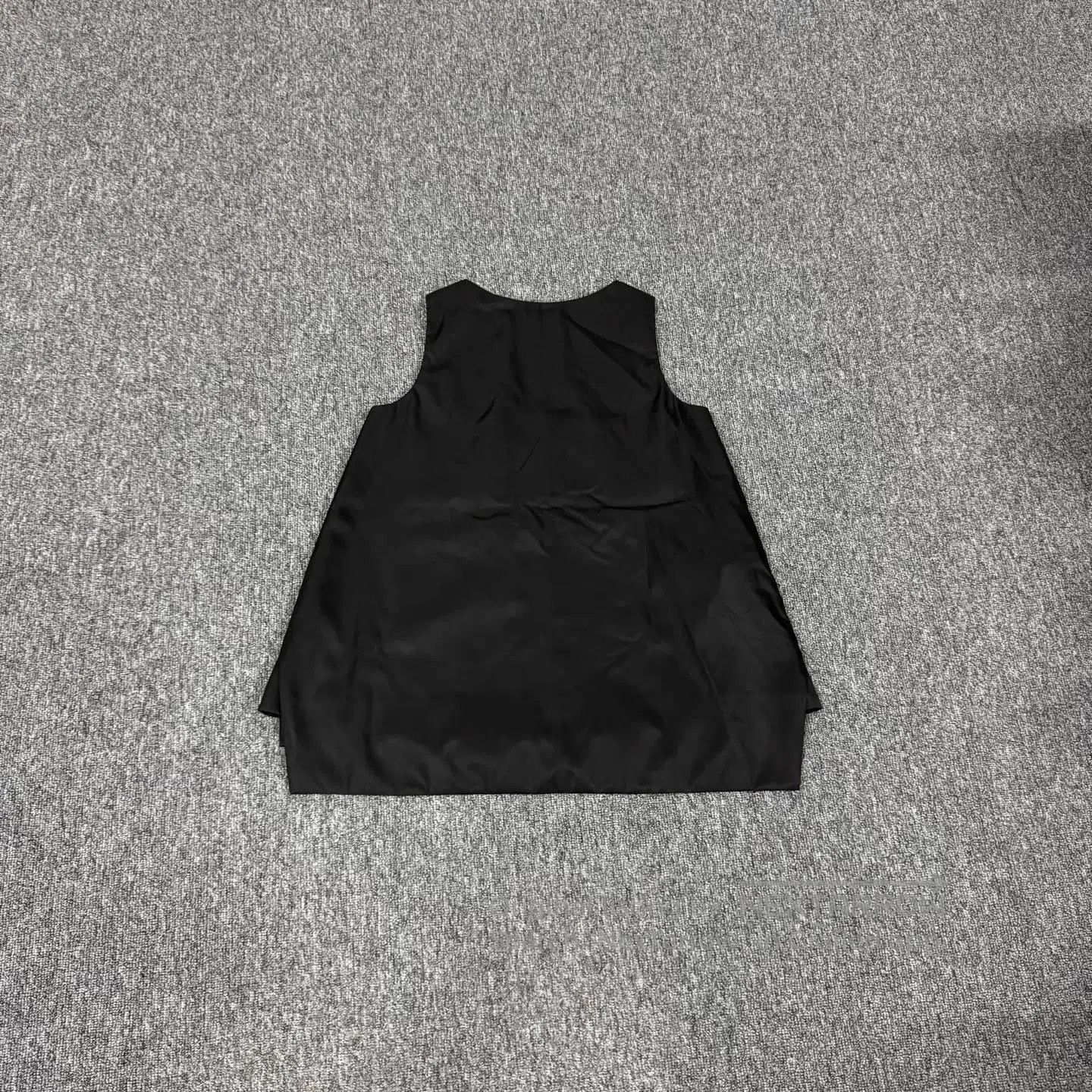 Prada Prada Delta-shaped nylon sleeveless top| Size US S / EU 44-46 / 1 - 2 Thumbnail