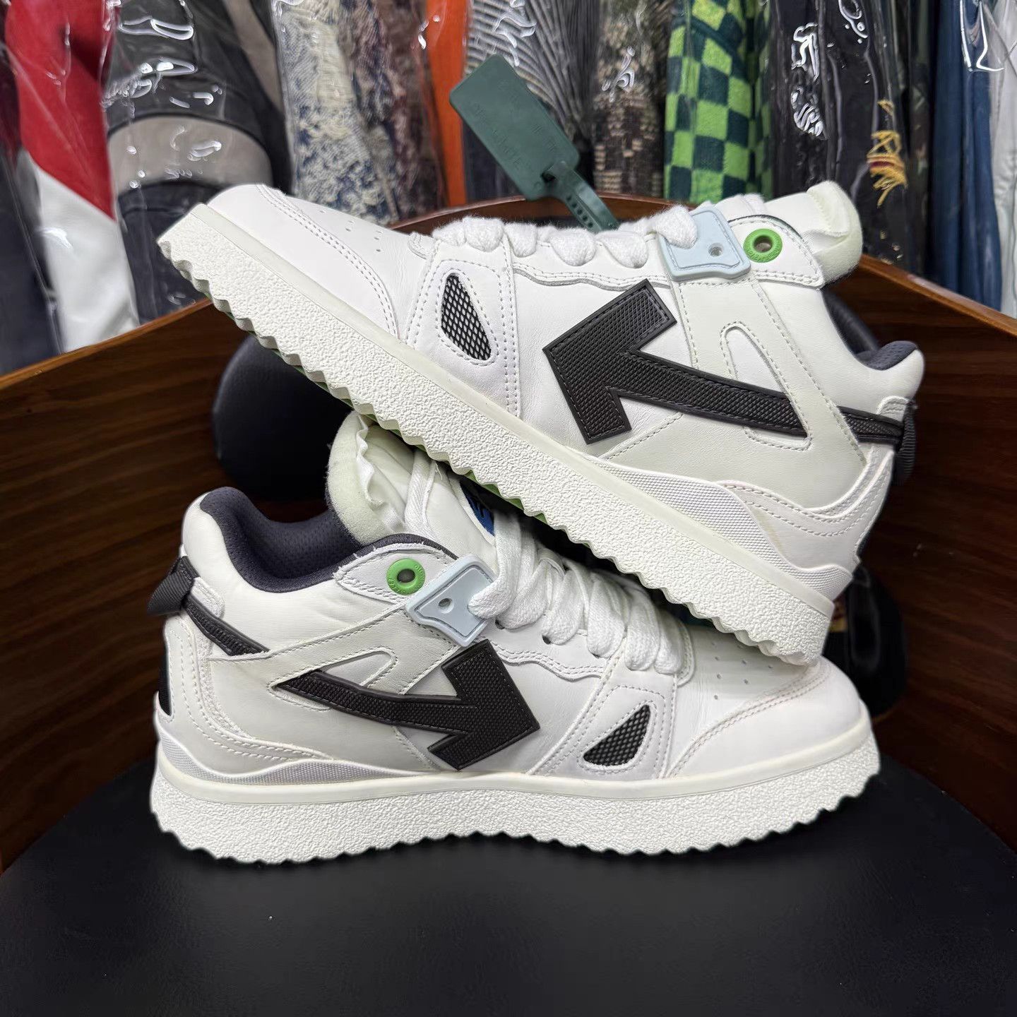 Off-White Off-White OW Arrow White Black Sneakers K15 Size US 9 / EU 42 - 7 Thumbnail