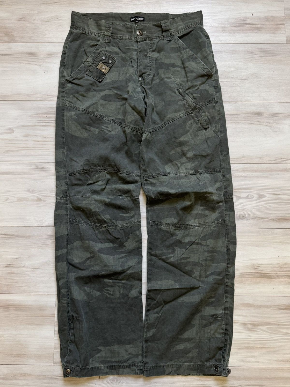 Japanese Brand Crazy camo military avant grade pants Japanese style L.G.B Size US 30 / EU 46 - 2 Thumbnail